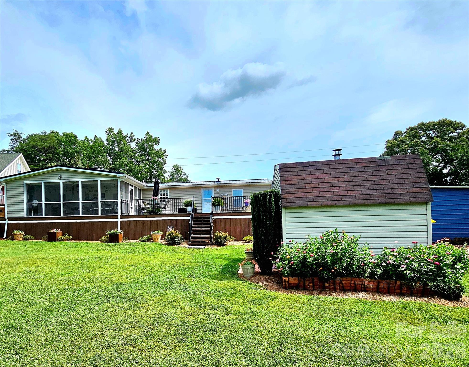 main property photo 37