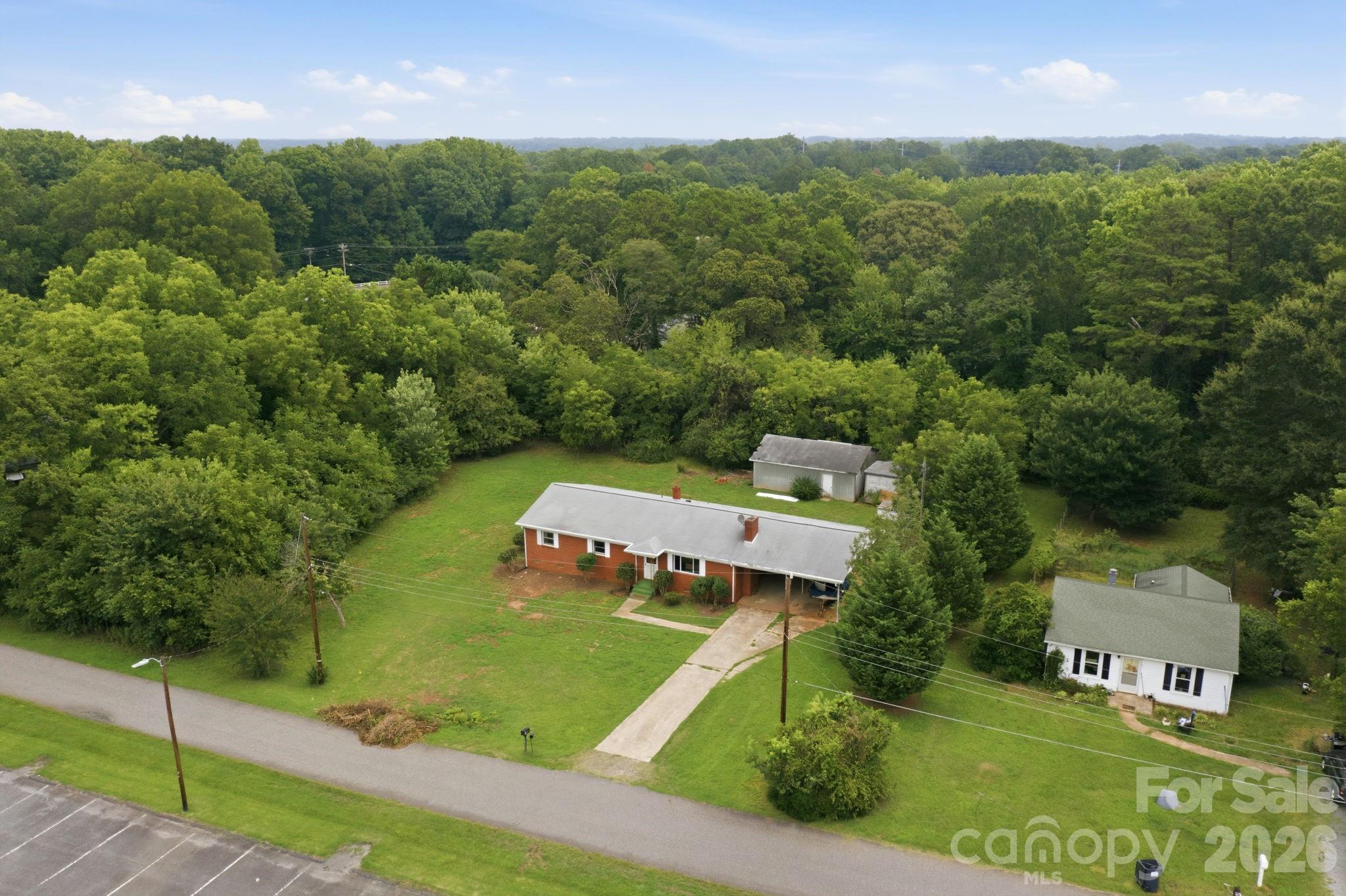 main property photo 39