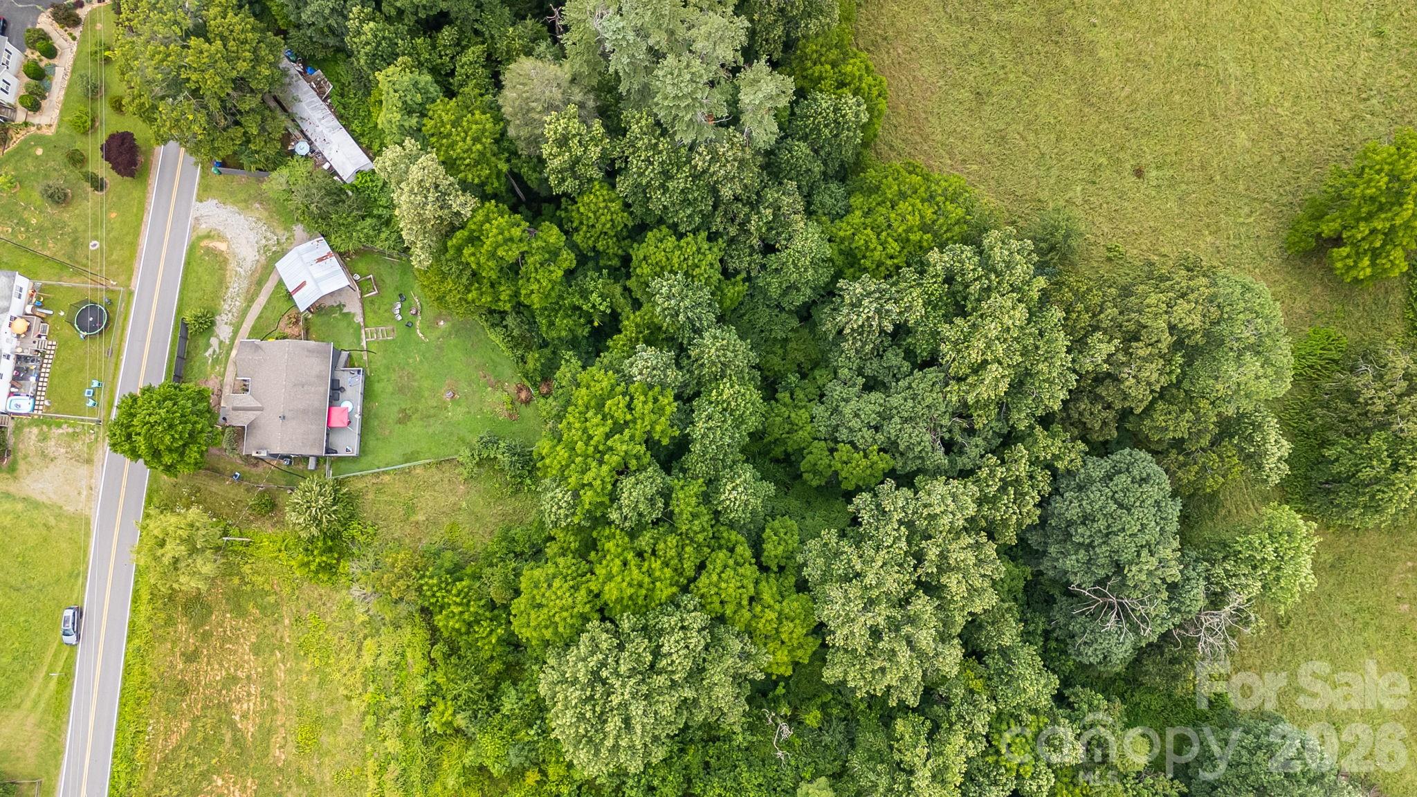 main property photo 11