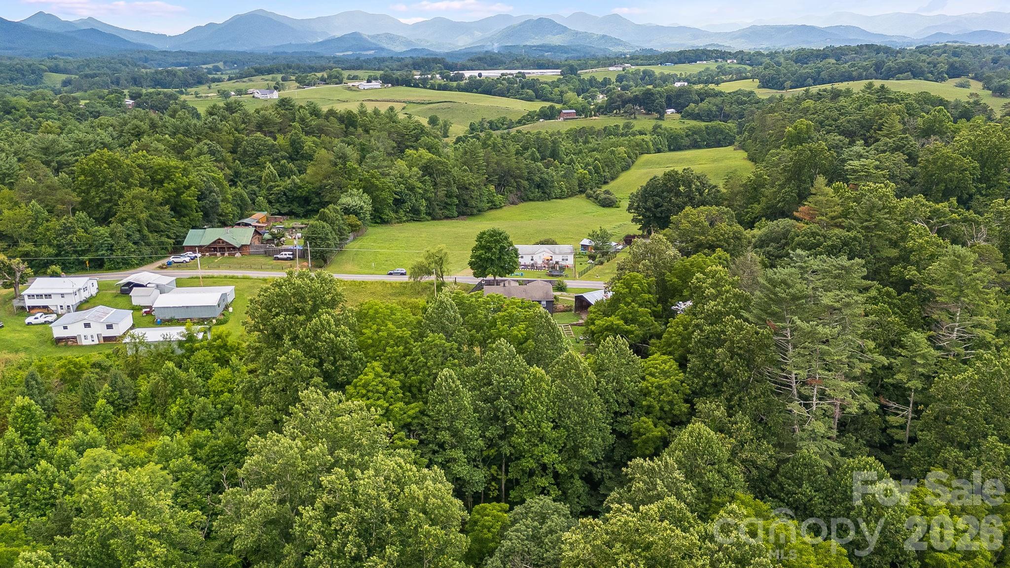 main property photo 14