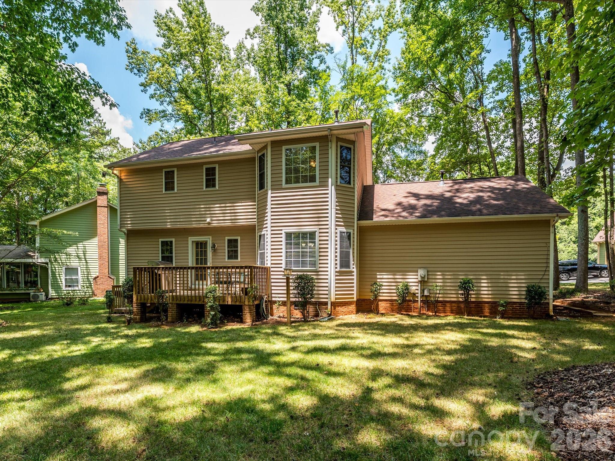 main property photo 32