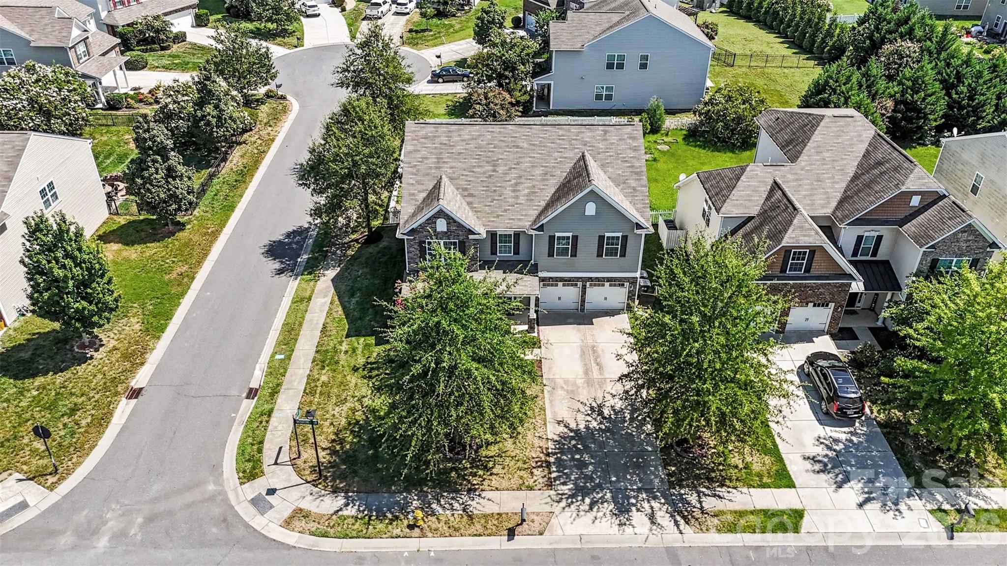 main property photo 45