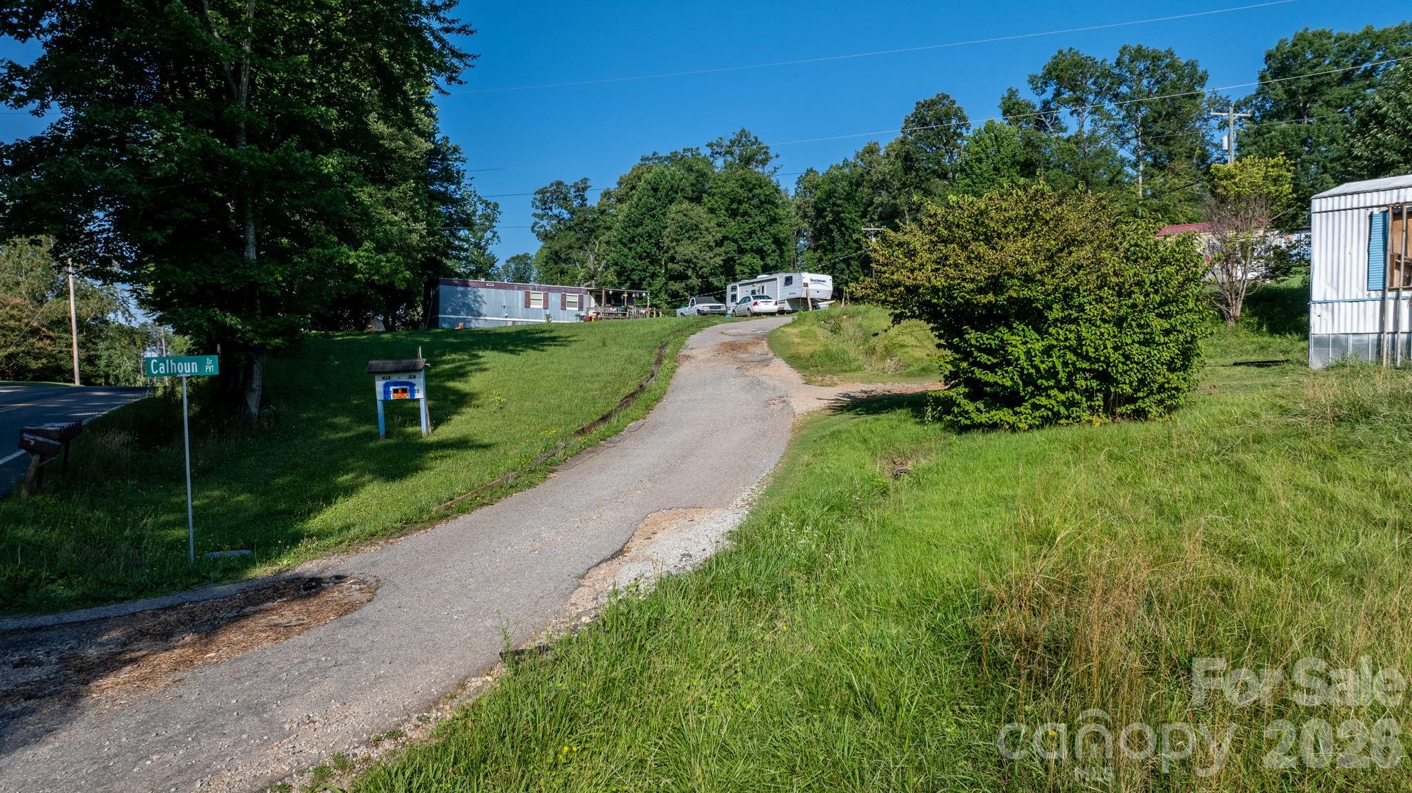 main property photo 5