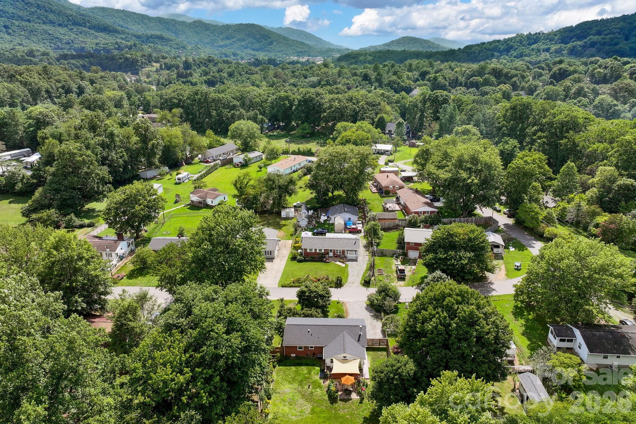 main property photo 30