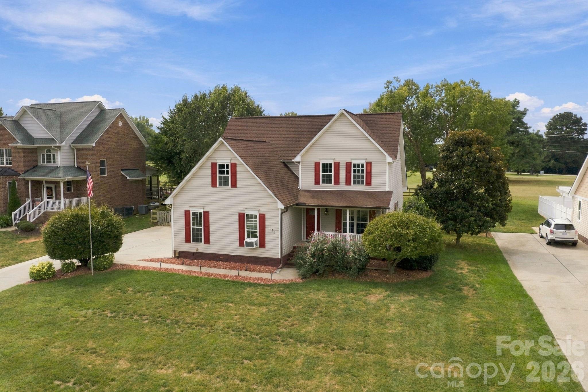 main property photo 4
