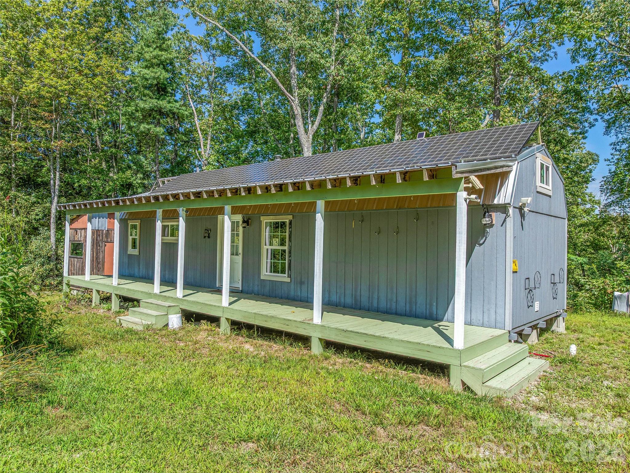 main property photo 14