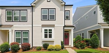 image of property with 3 Bed | 3 Bath | 1,873 Sqft