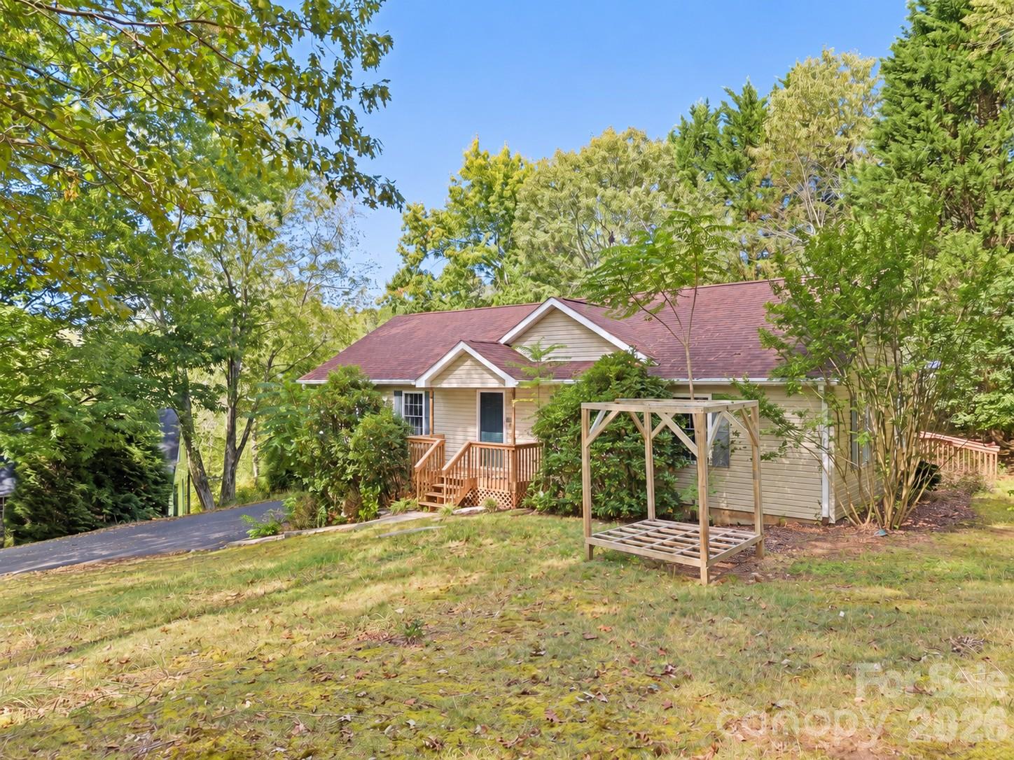 main property photo 17
