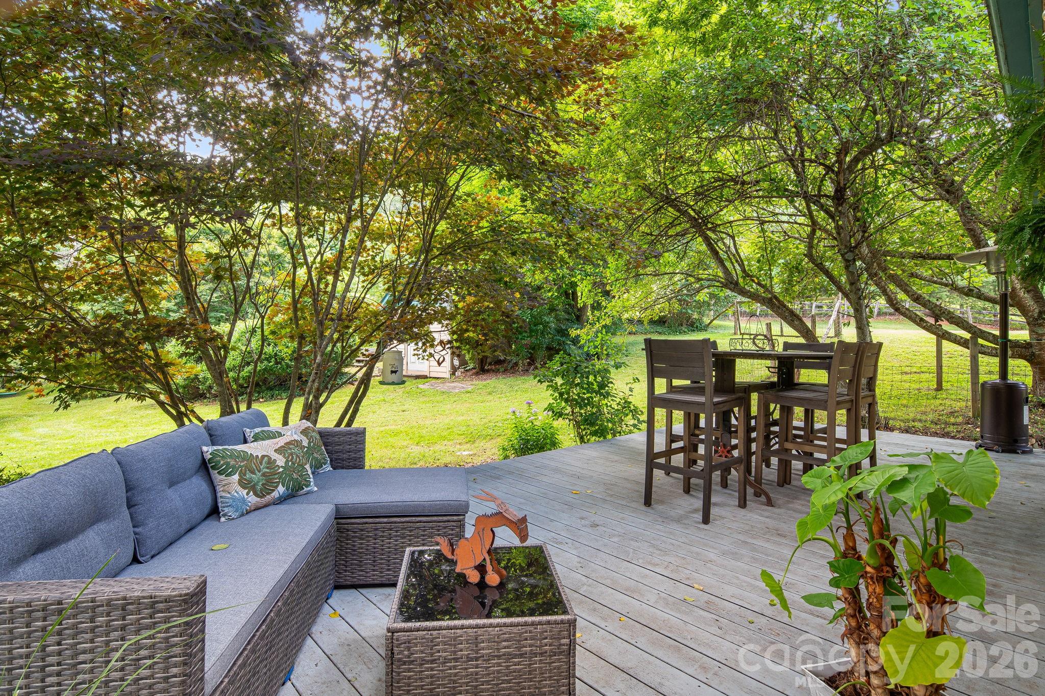 main property photo 32