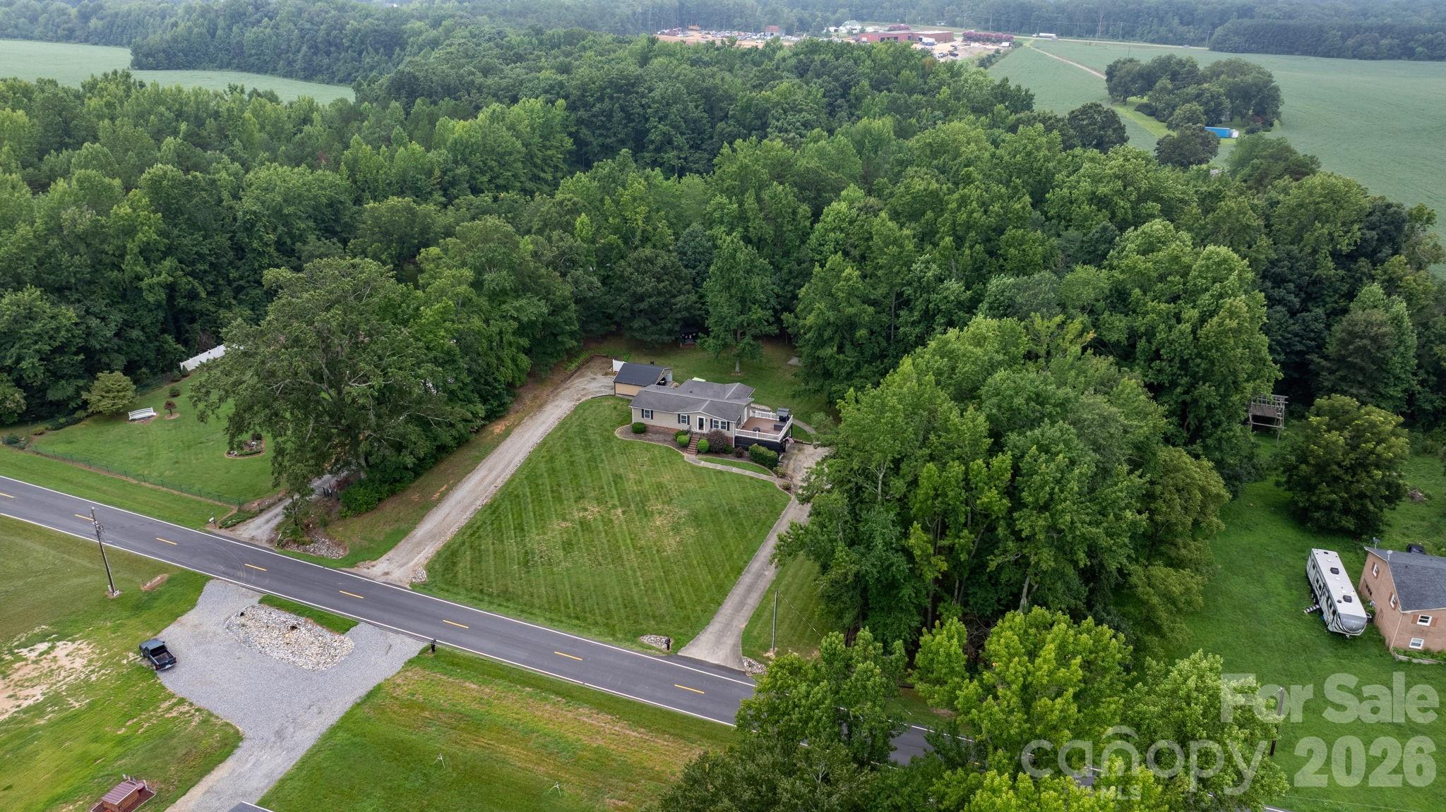 main property photo 27