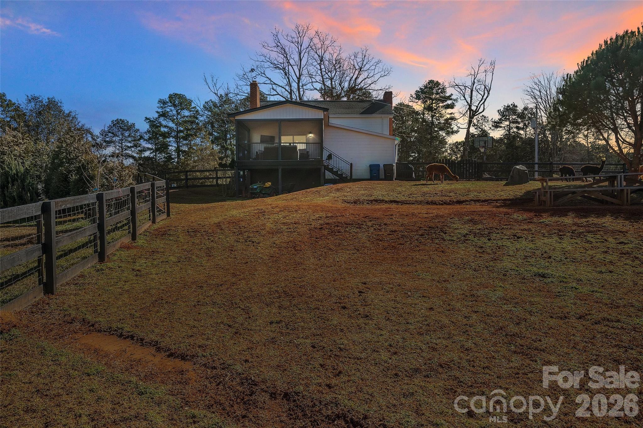 main property photo 22