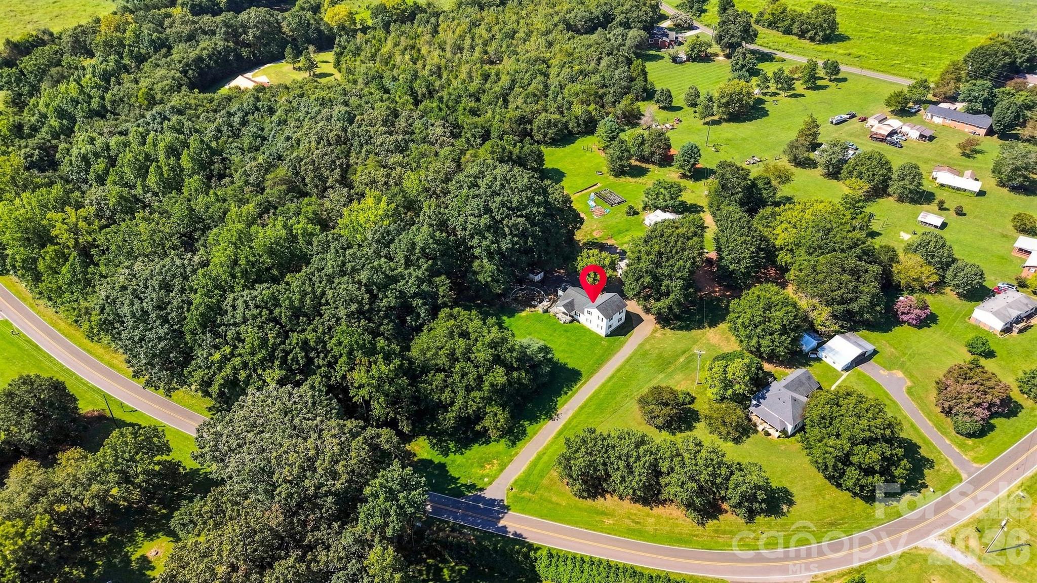 main property photo 32