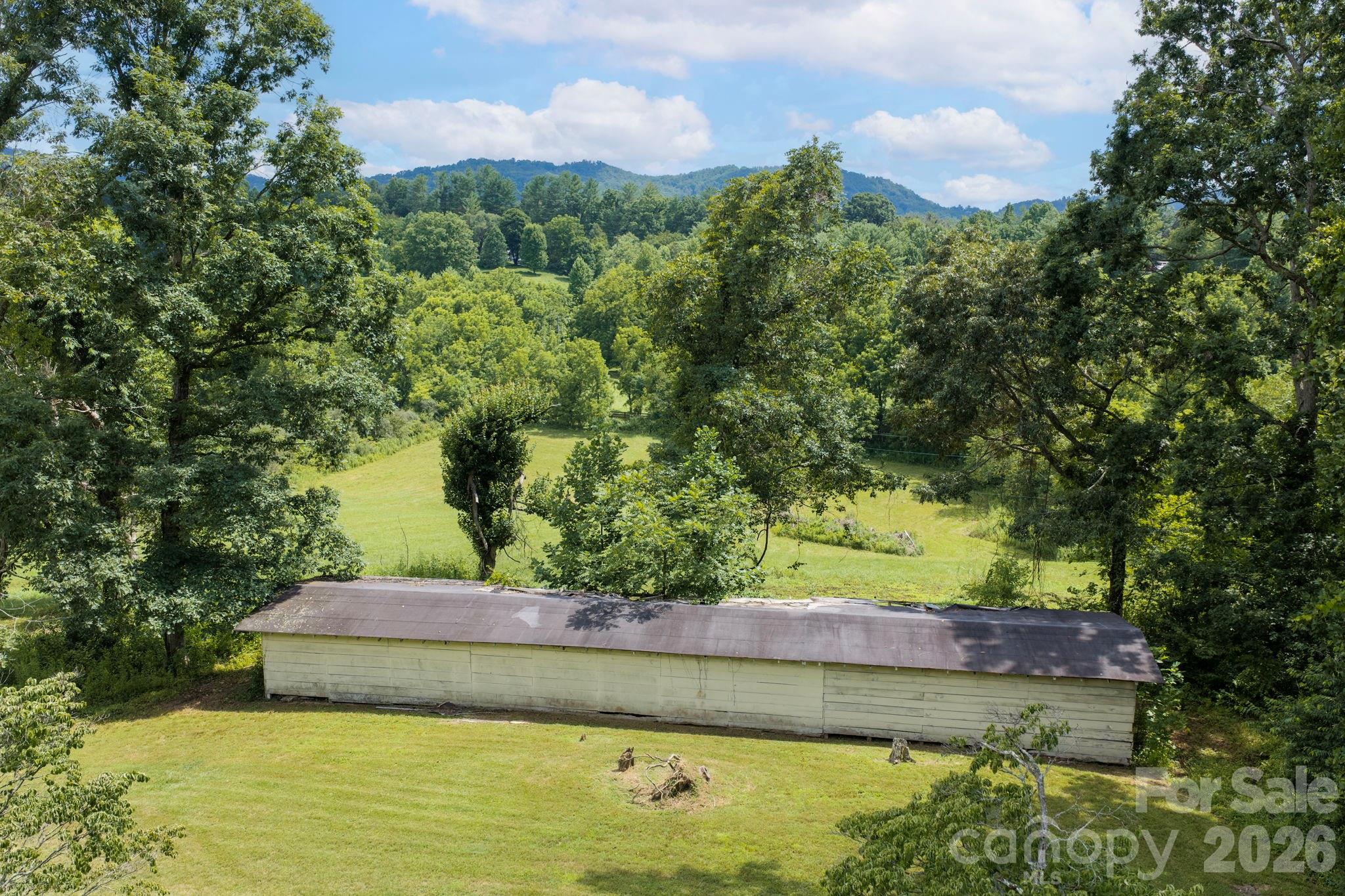 main property photo 33