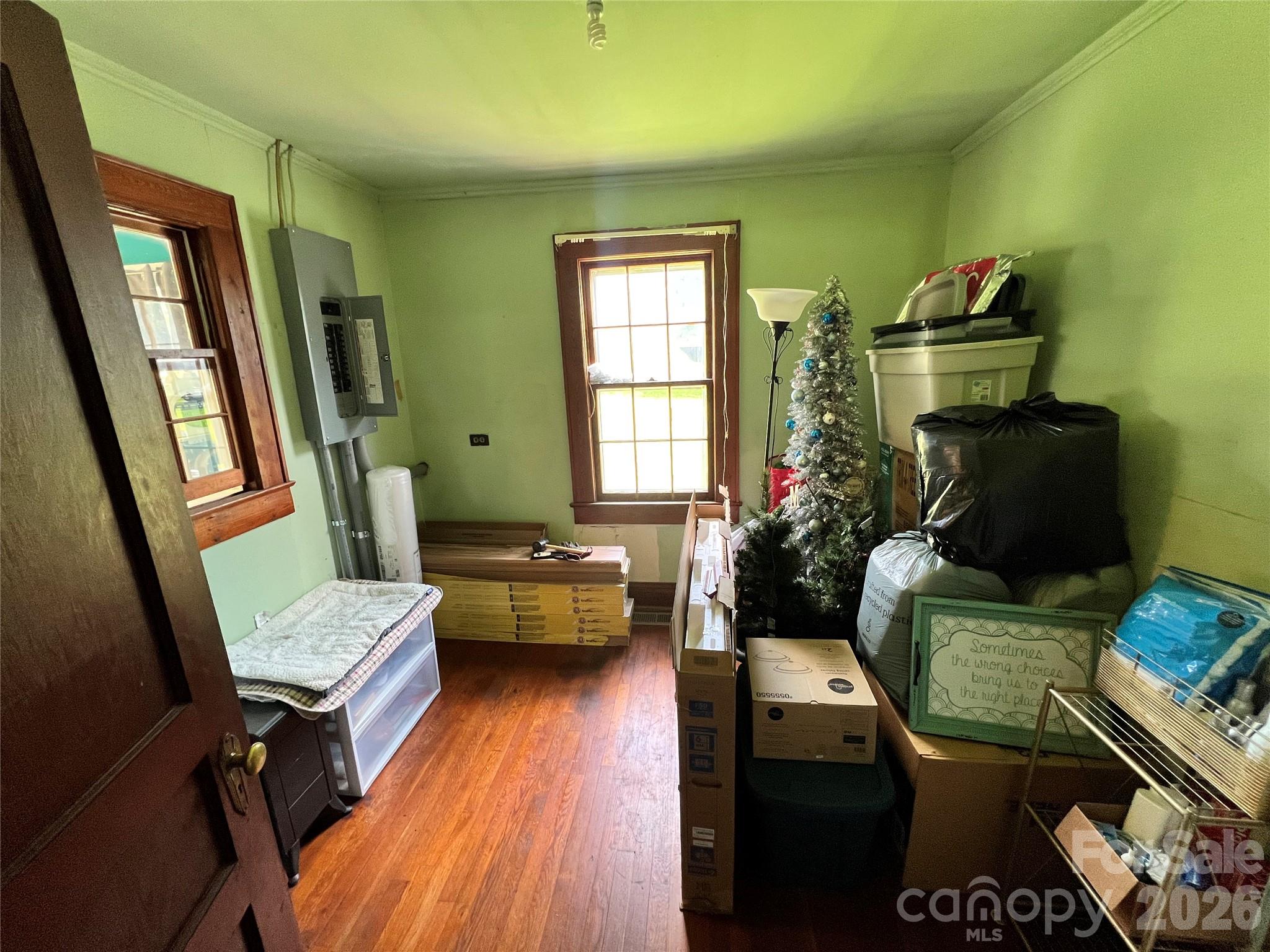 main property photo 25