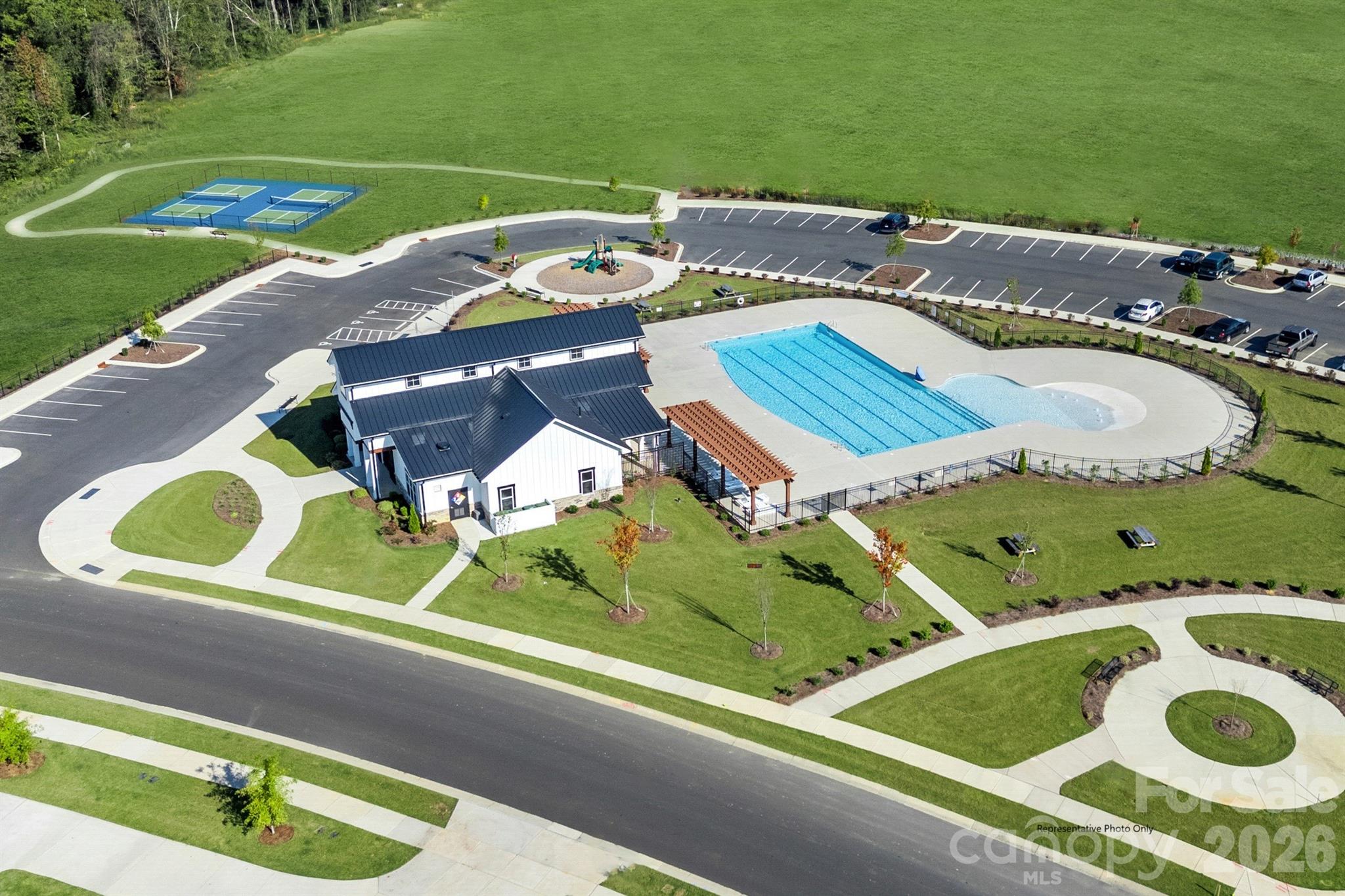 main property photo 20