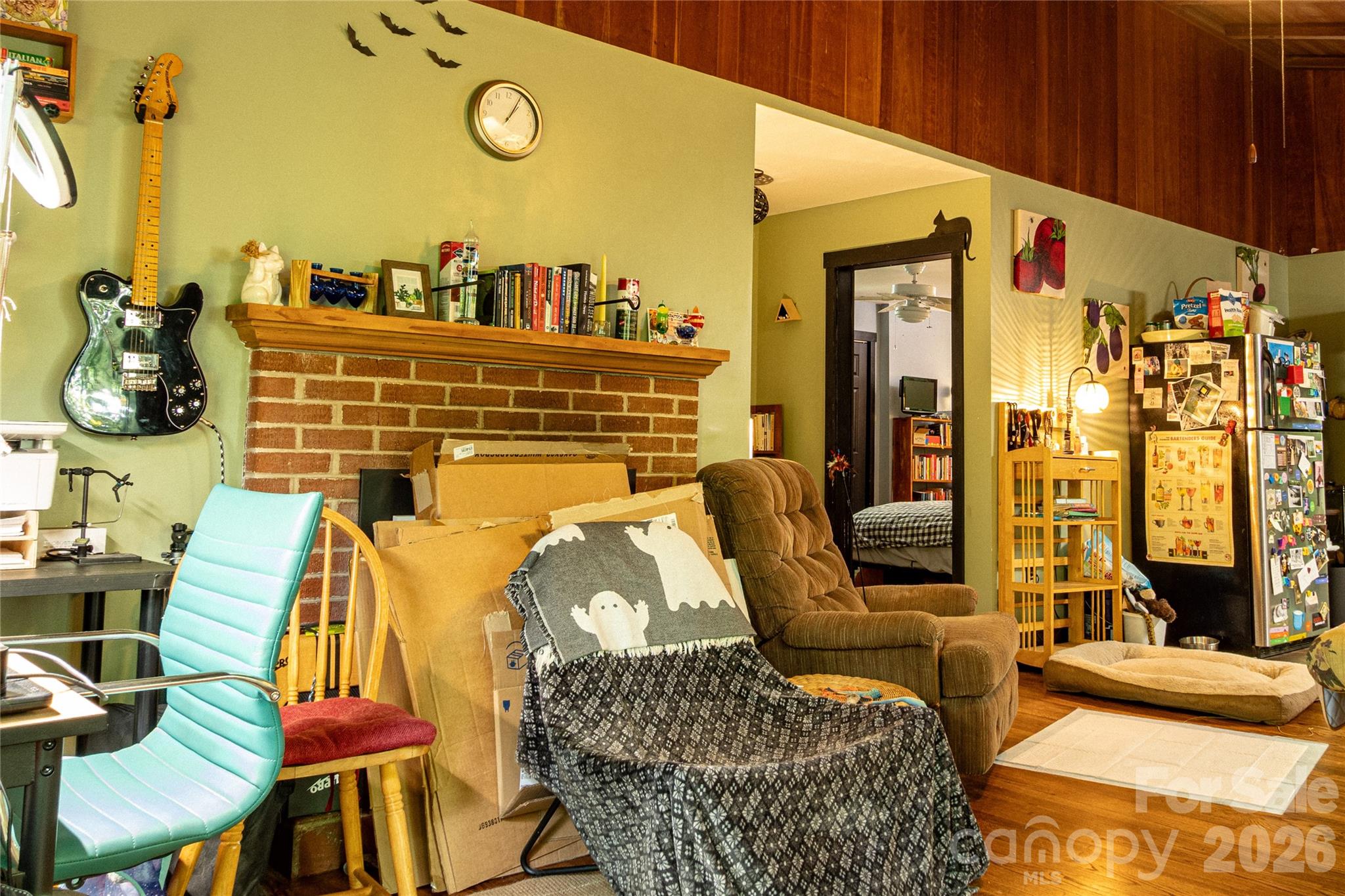 main property photo 6