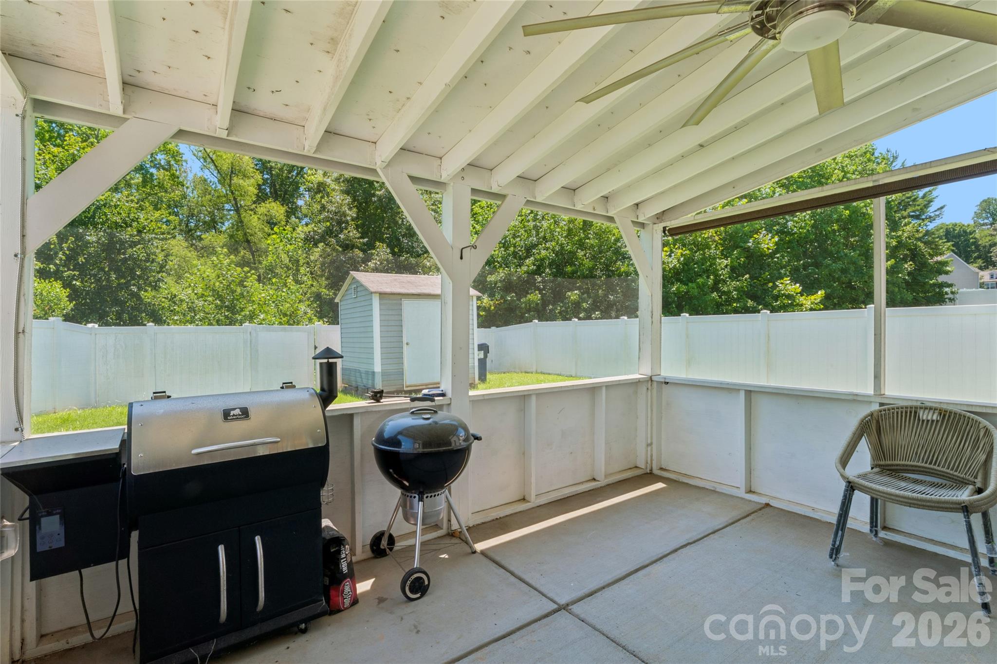 main property photo 27