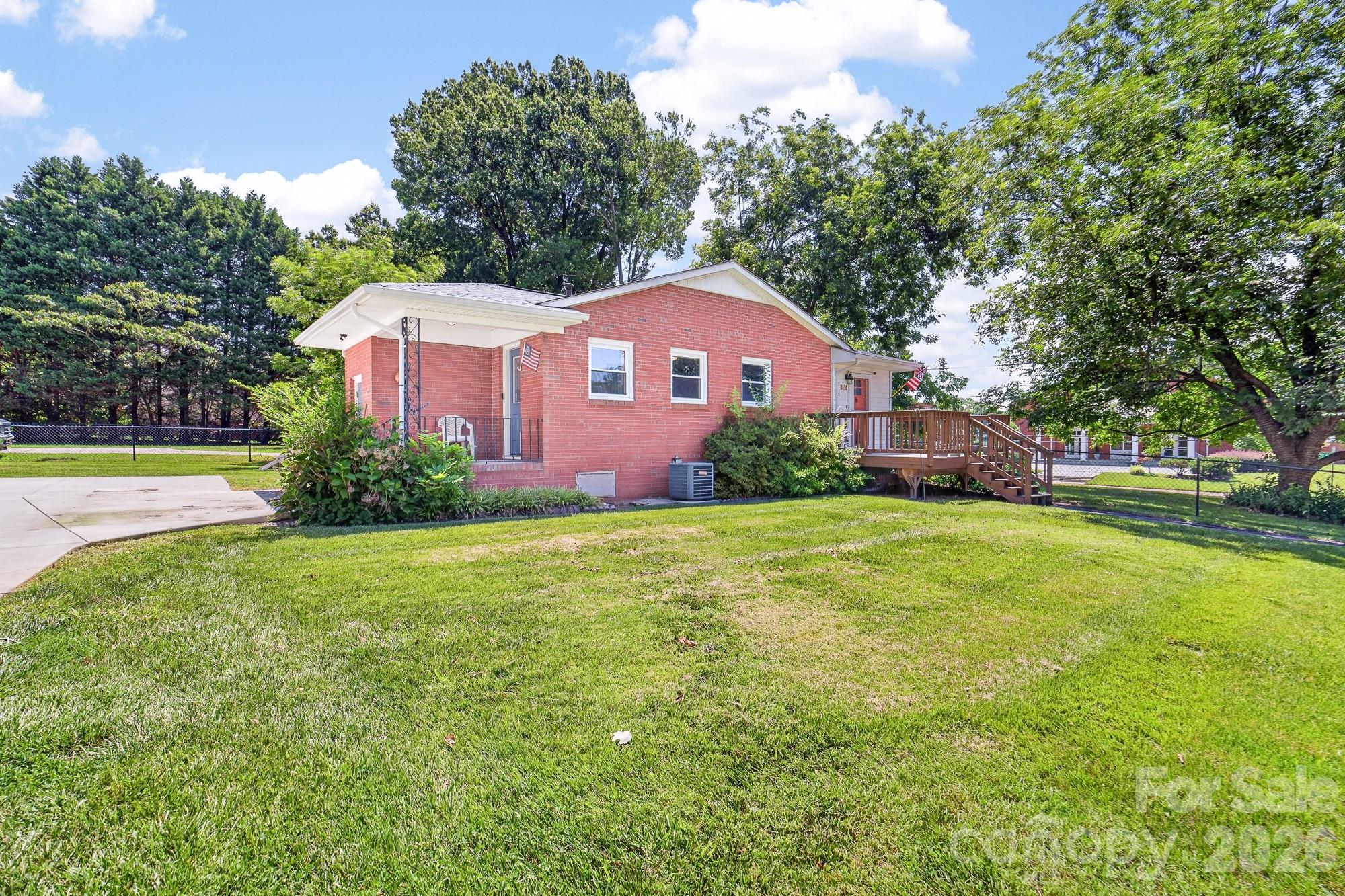 main property photo 26