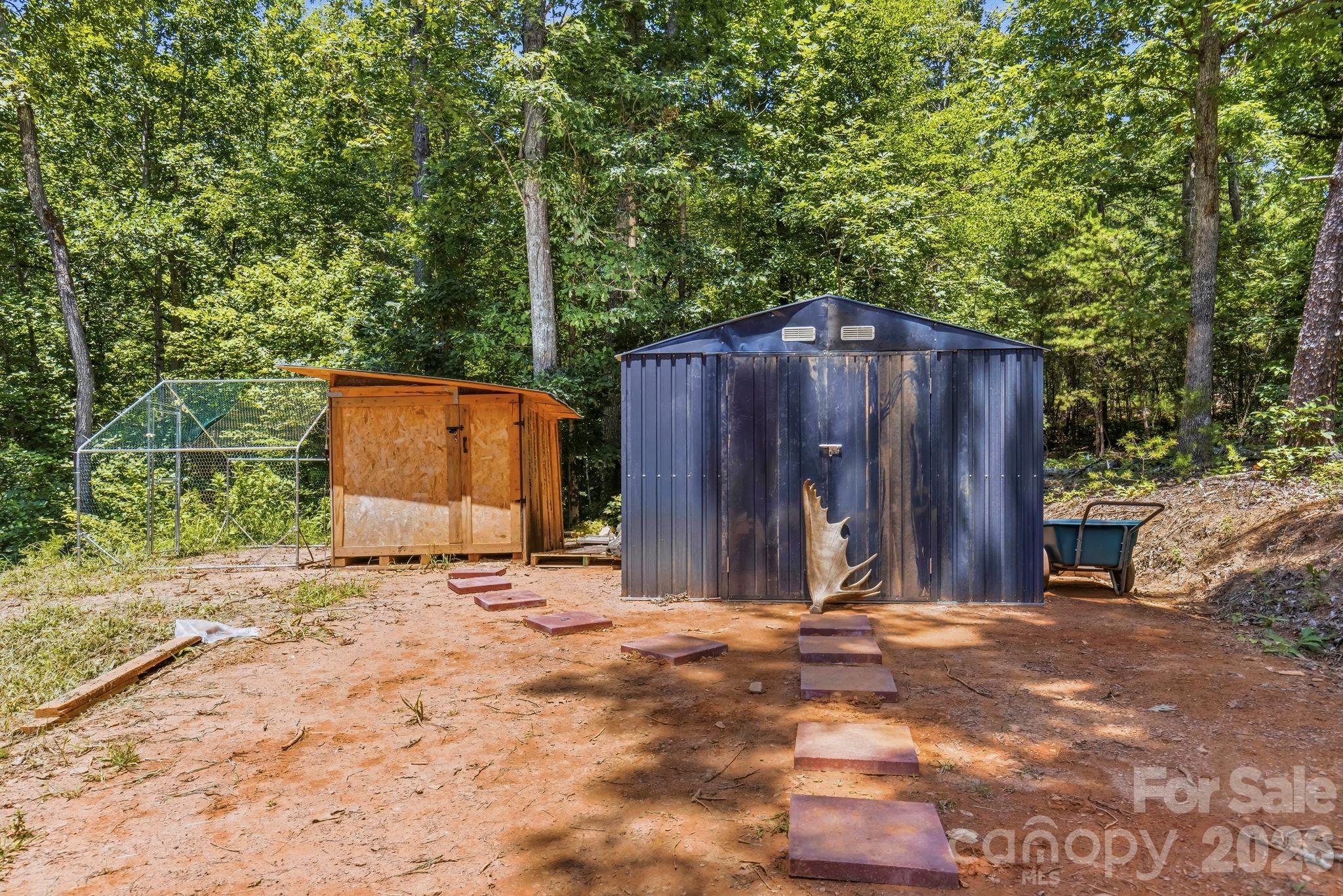 main property photo 38