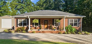 image of property with 3 Bed | 2 Bath | 1,738 Sqft