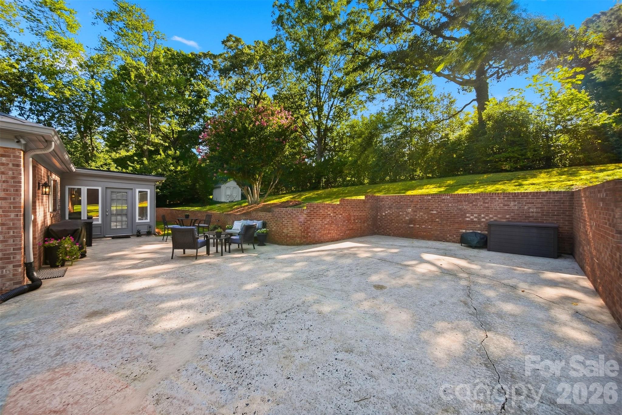 main property photo 39