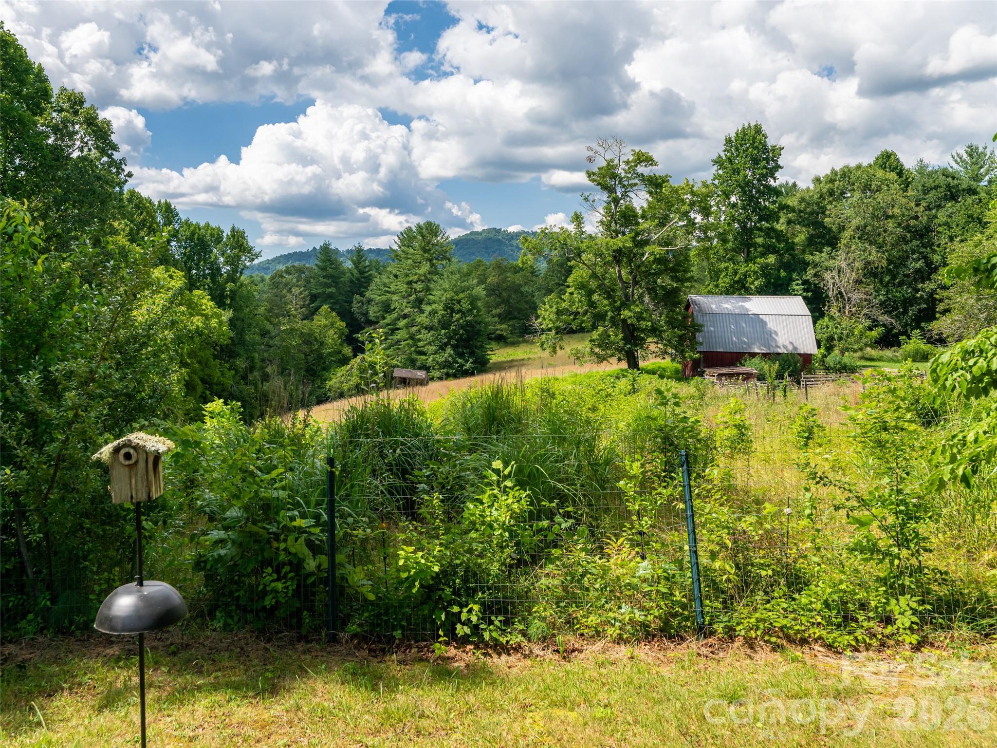 main property photo 32