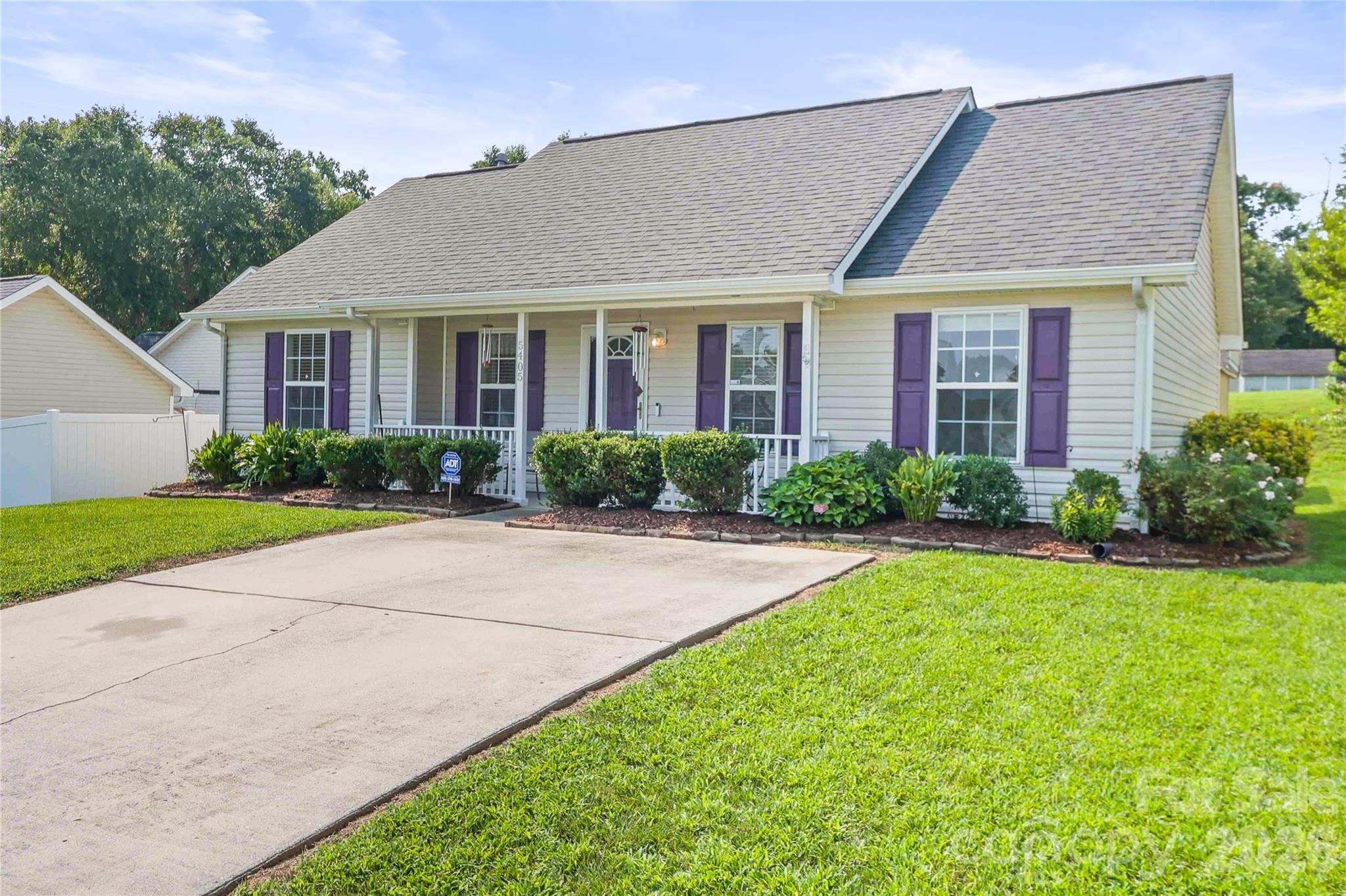 main property photo 2