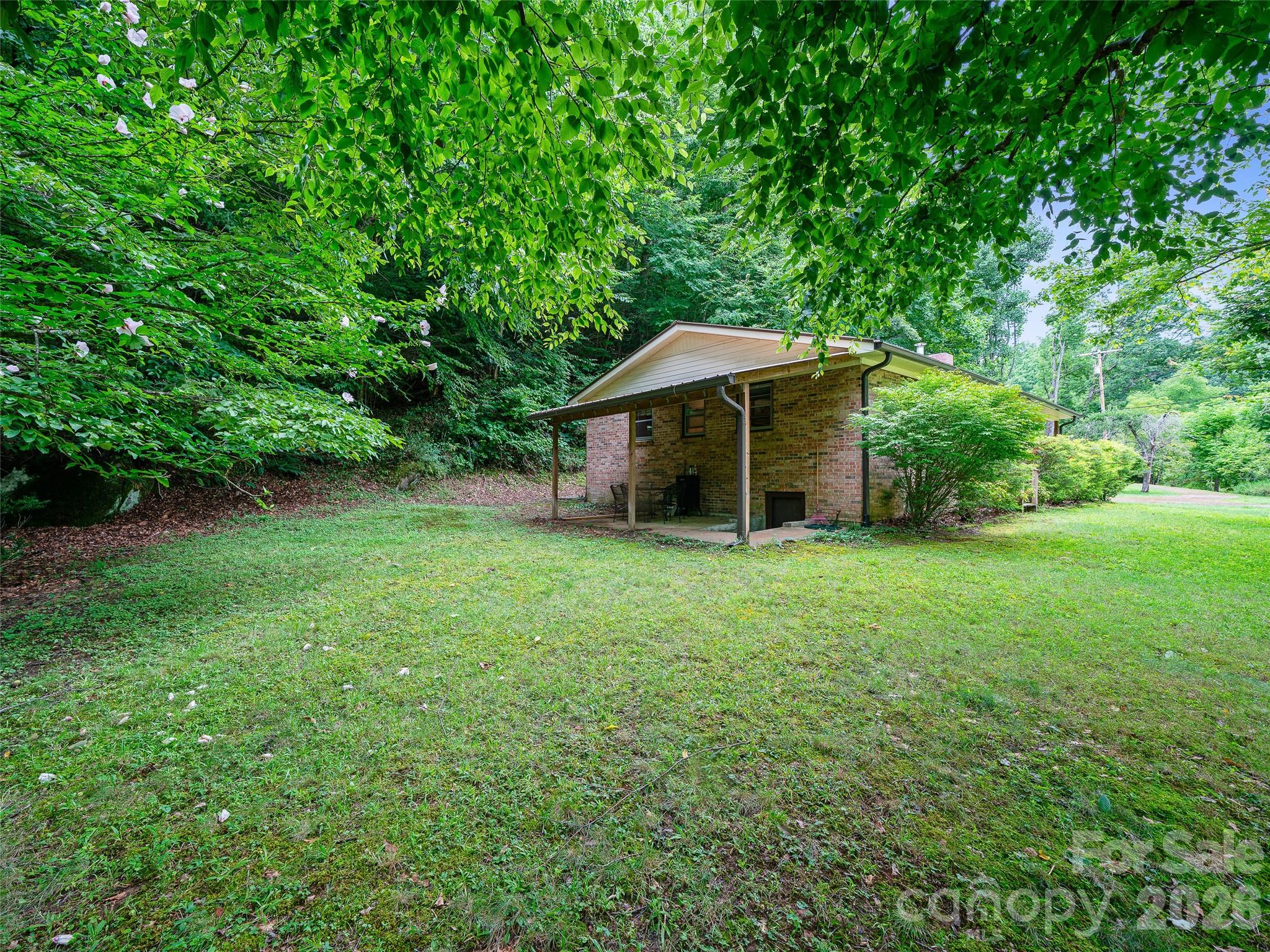 main property photo 26