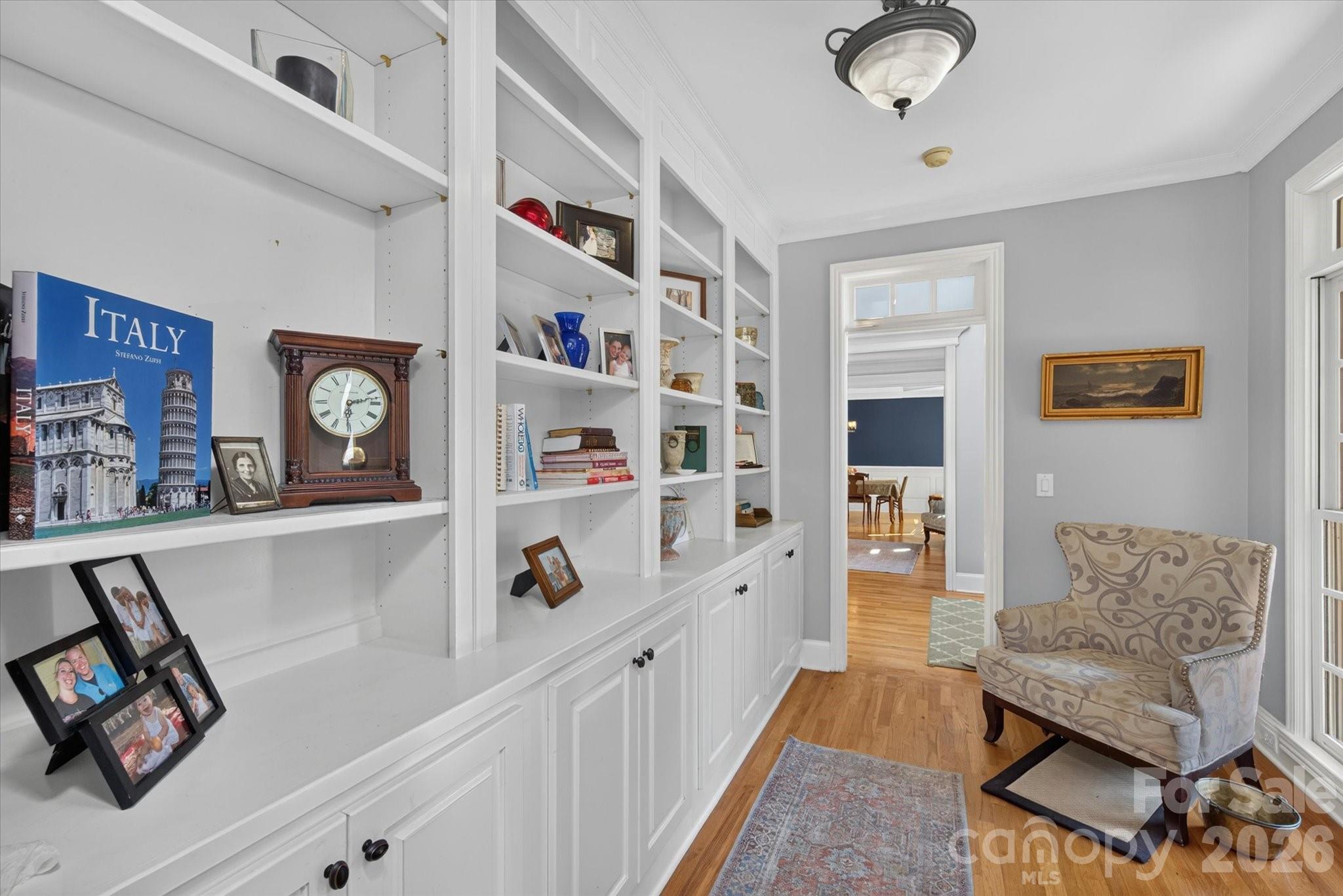 main property photo 10