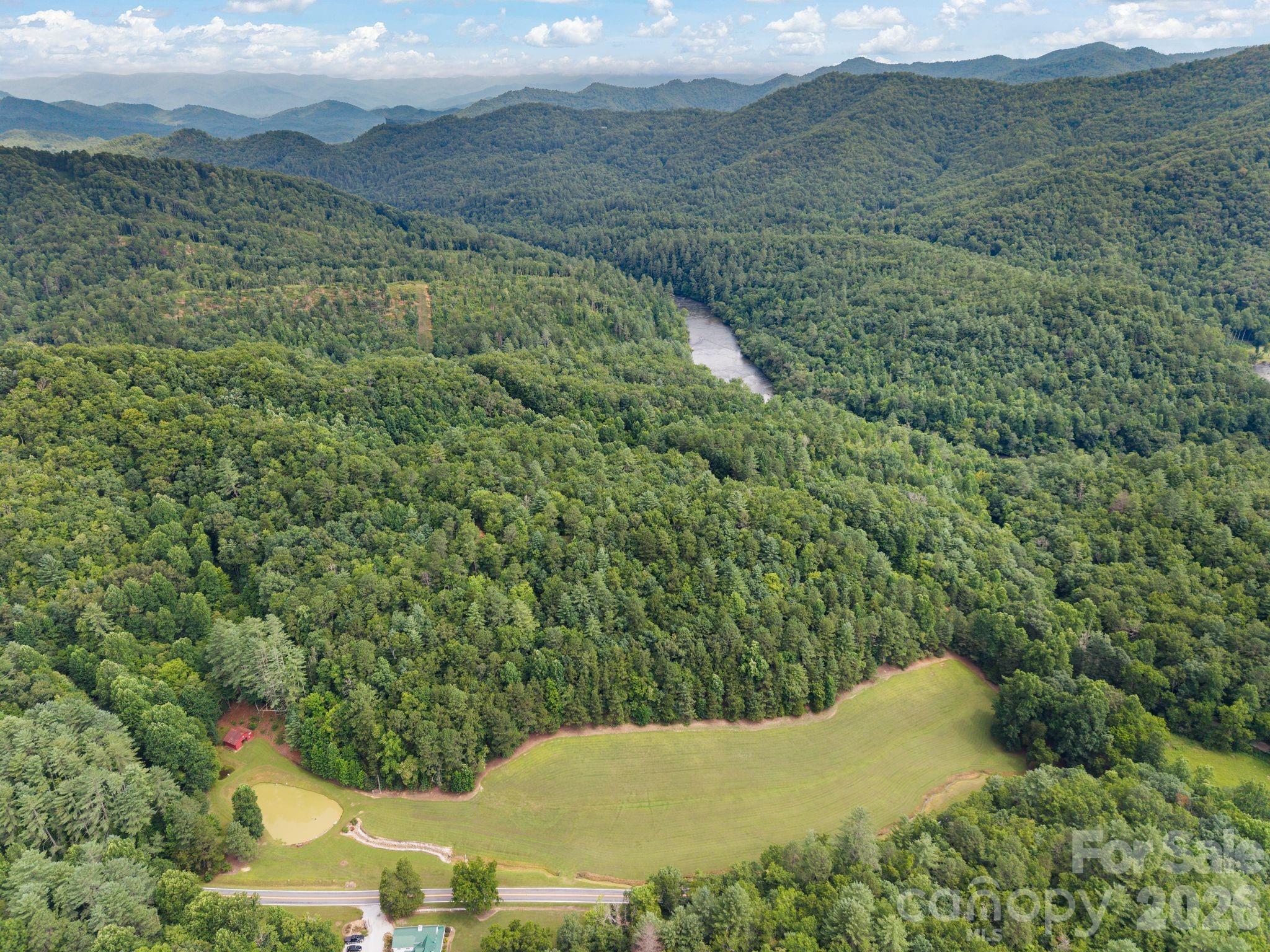 main property photo 4