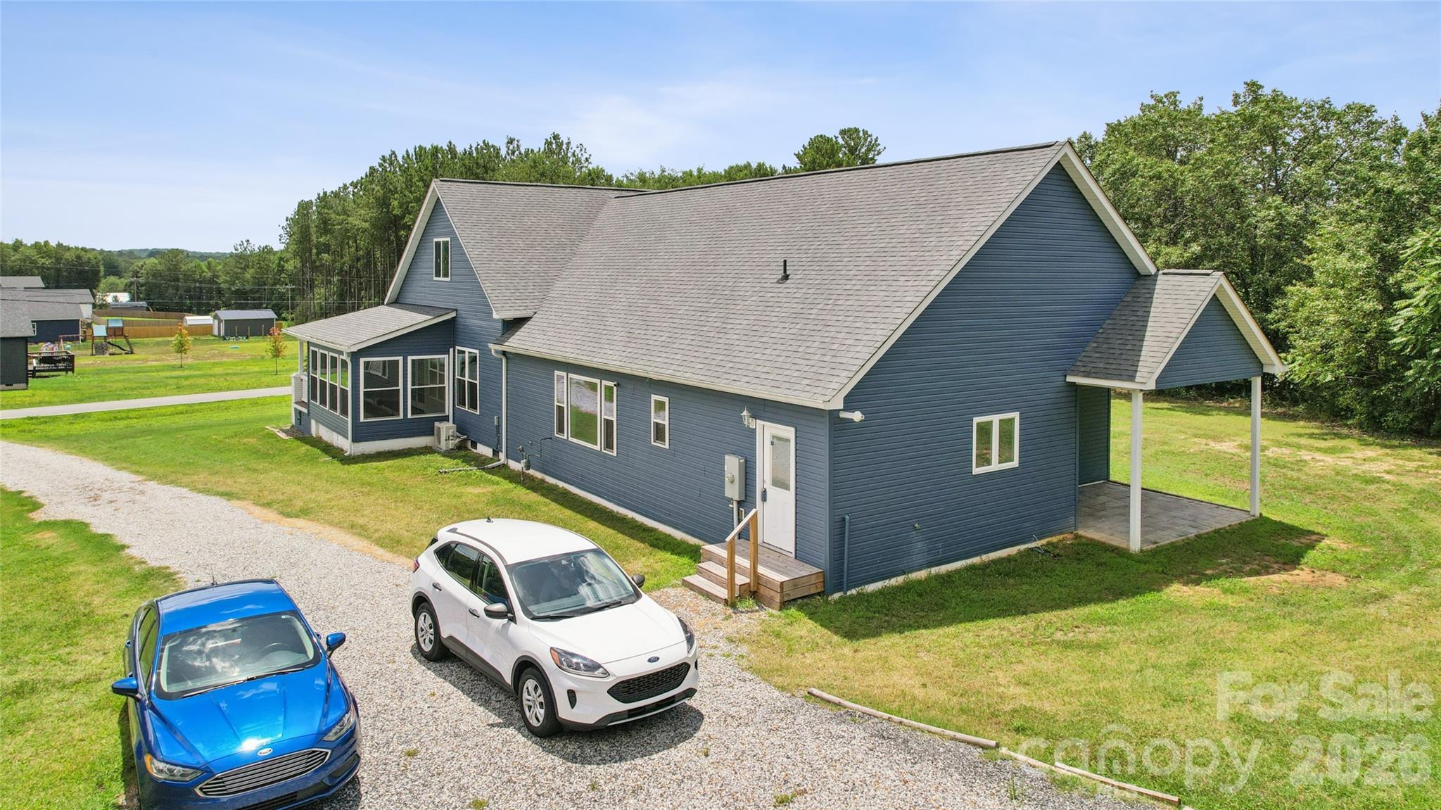 main property photo 44