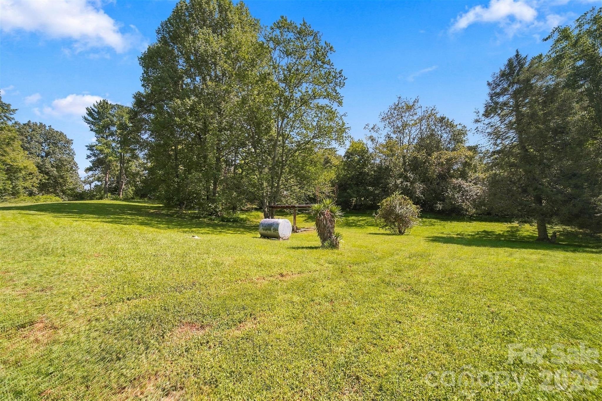 main property photo 25