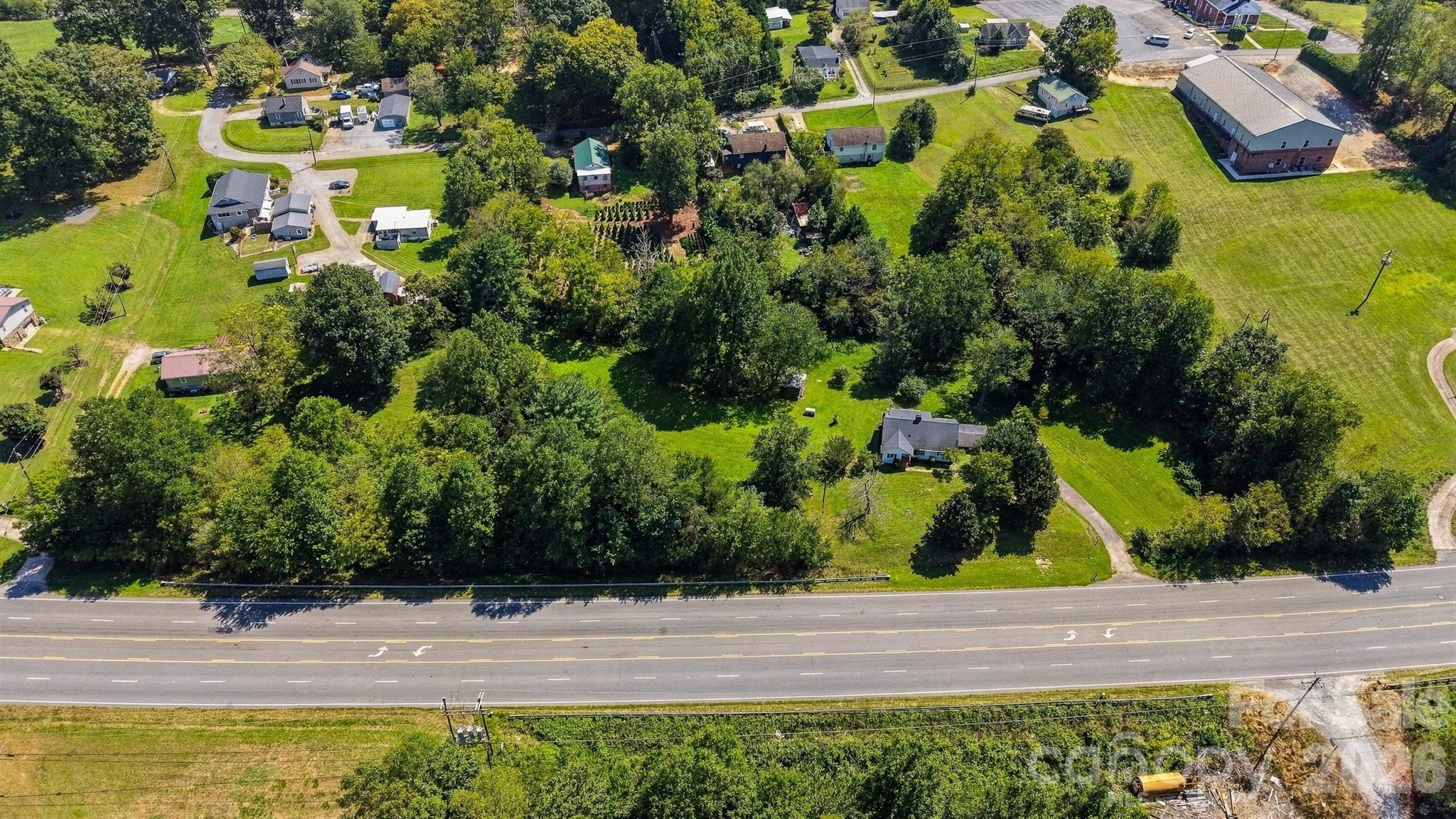 main property photo 31