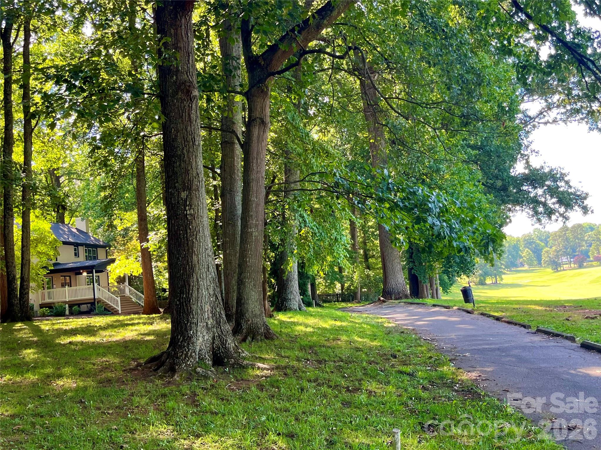 main property photo 40