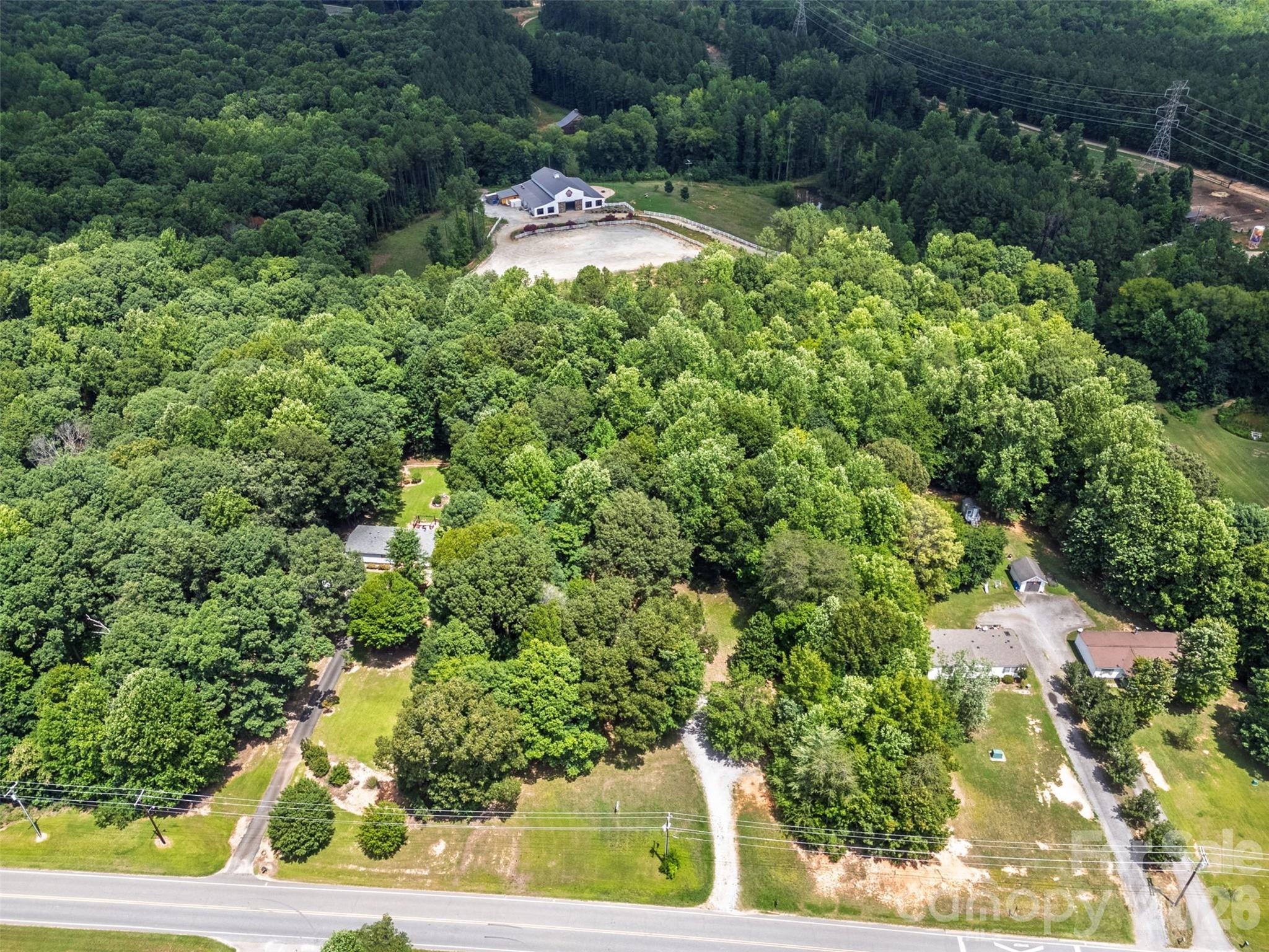 main property photo 14