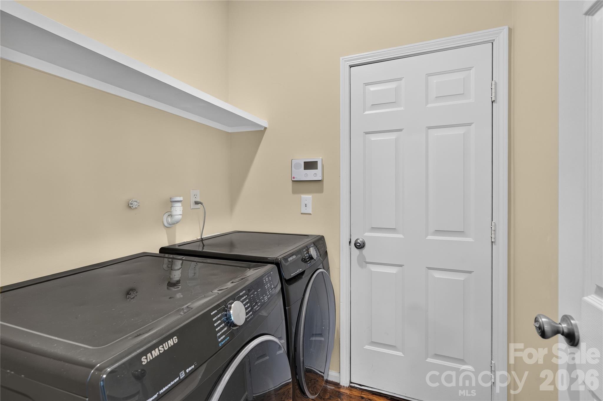 main property photo 12