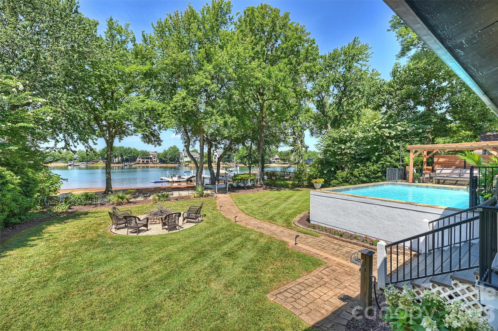 main property photo 21