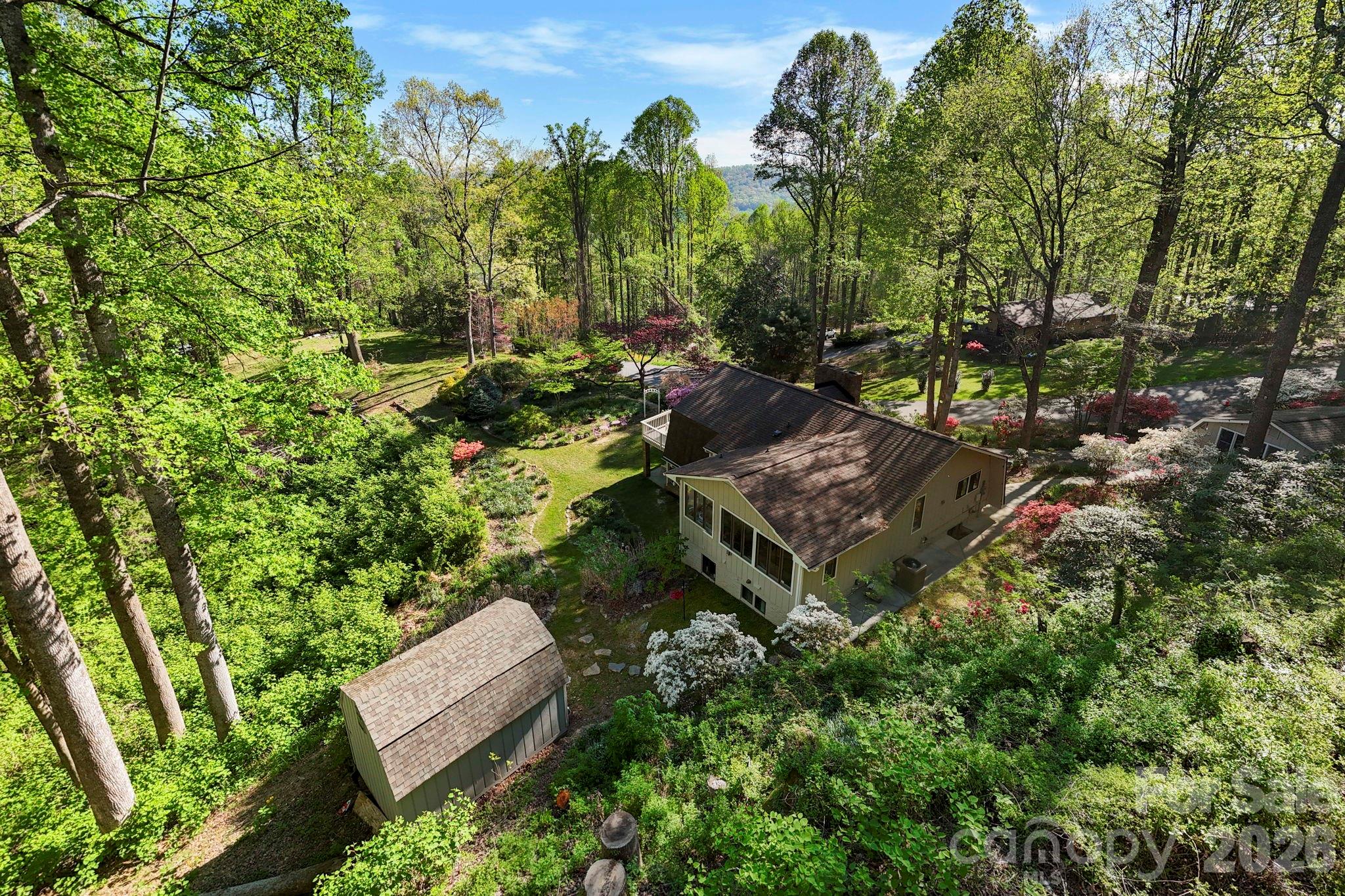 main property photo 39