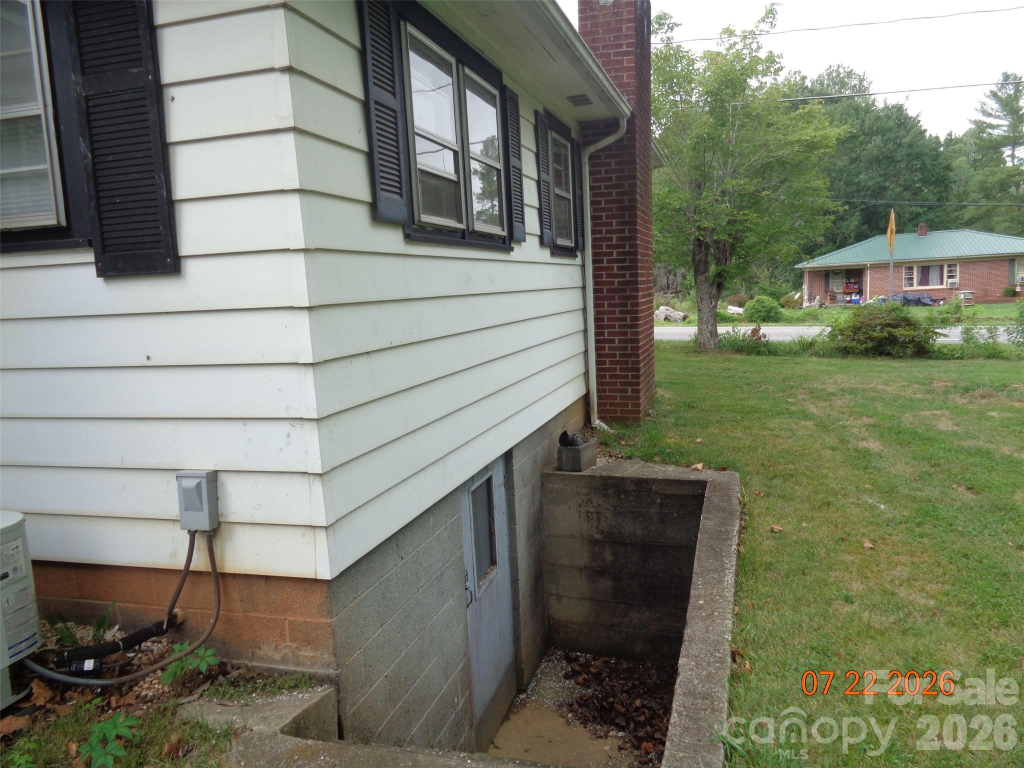 main property photo 26
