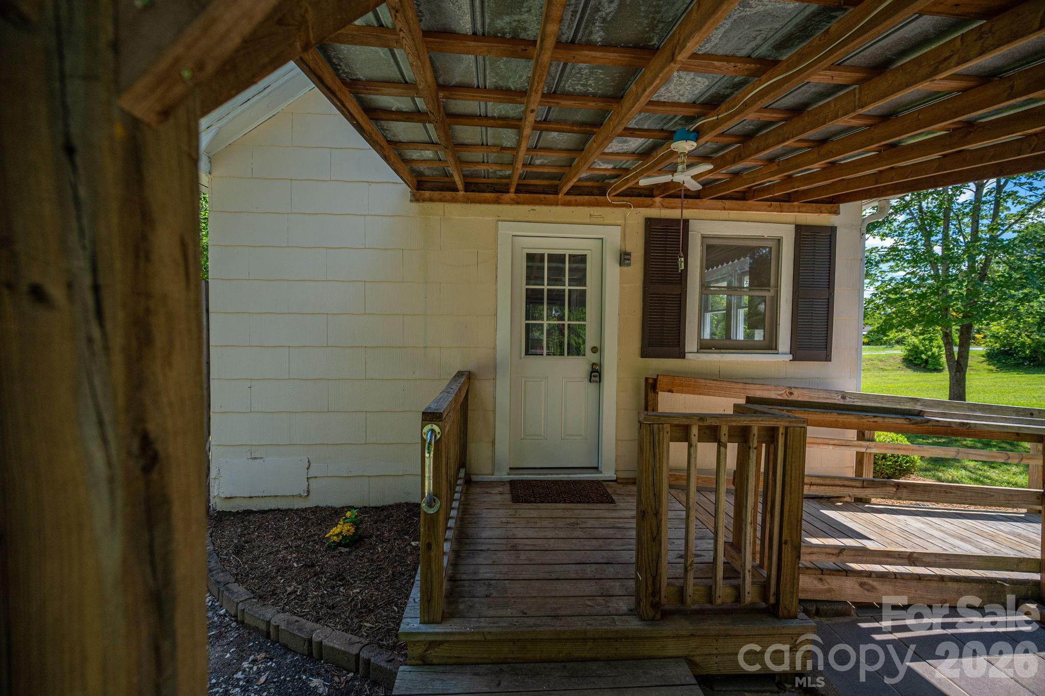 main property photo 21