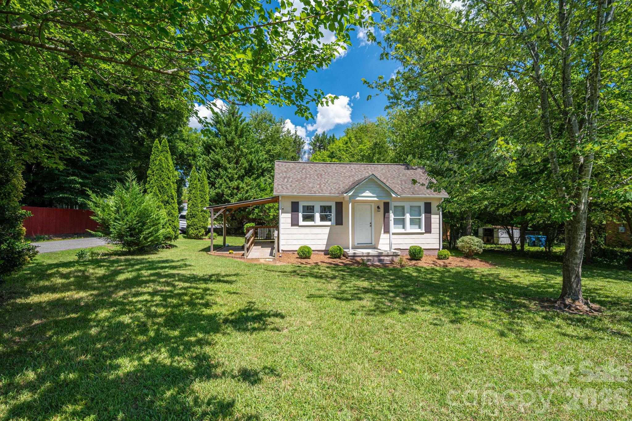 main property photo 3