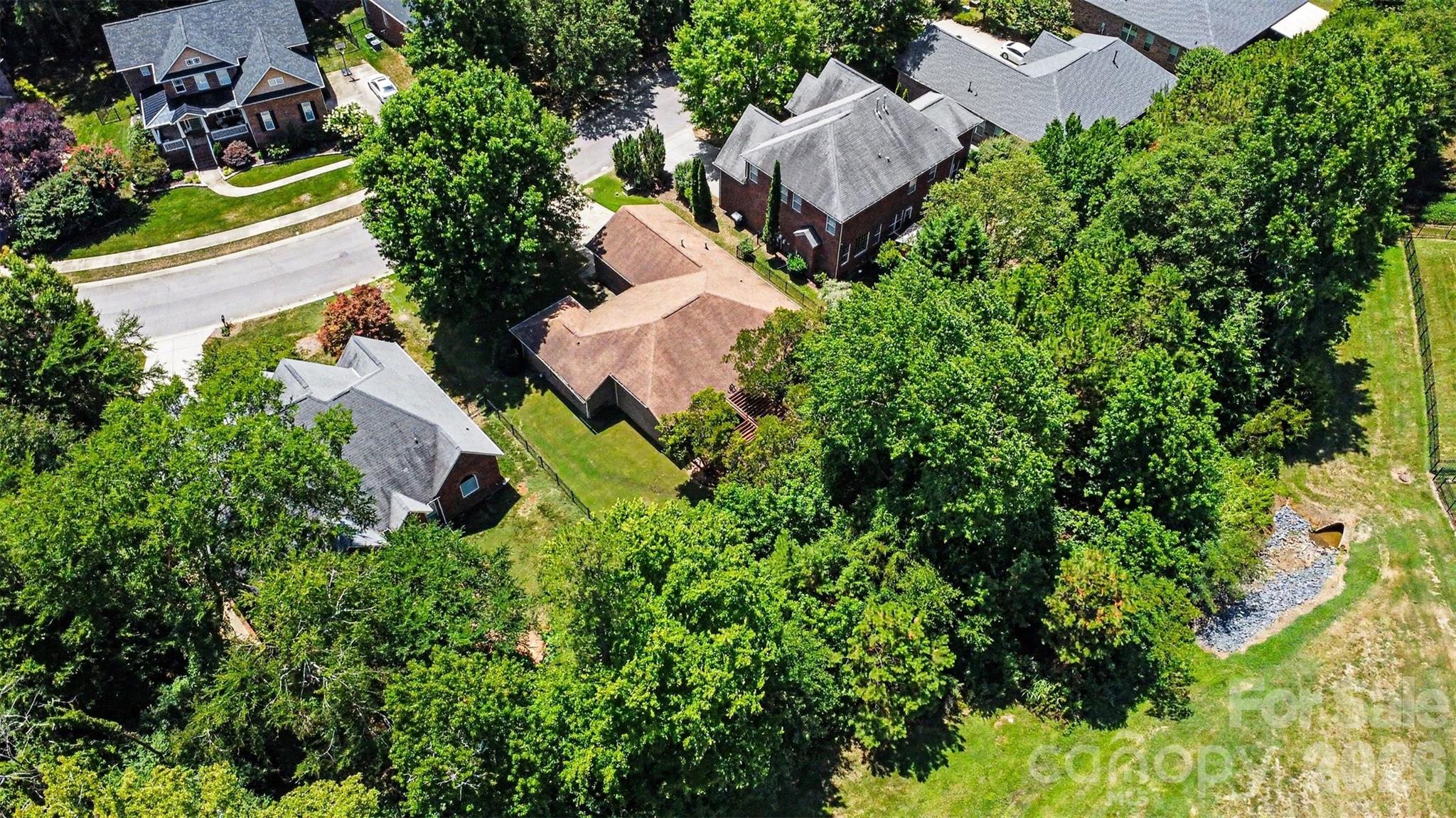 main property photo 44