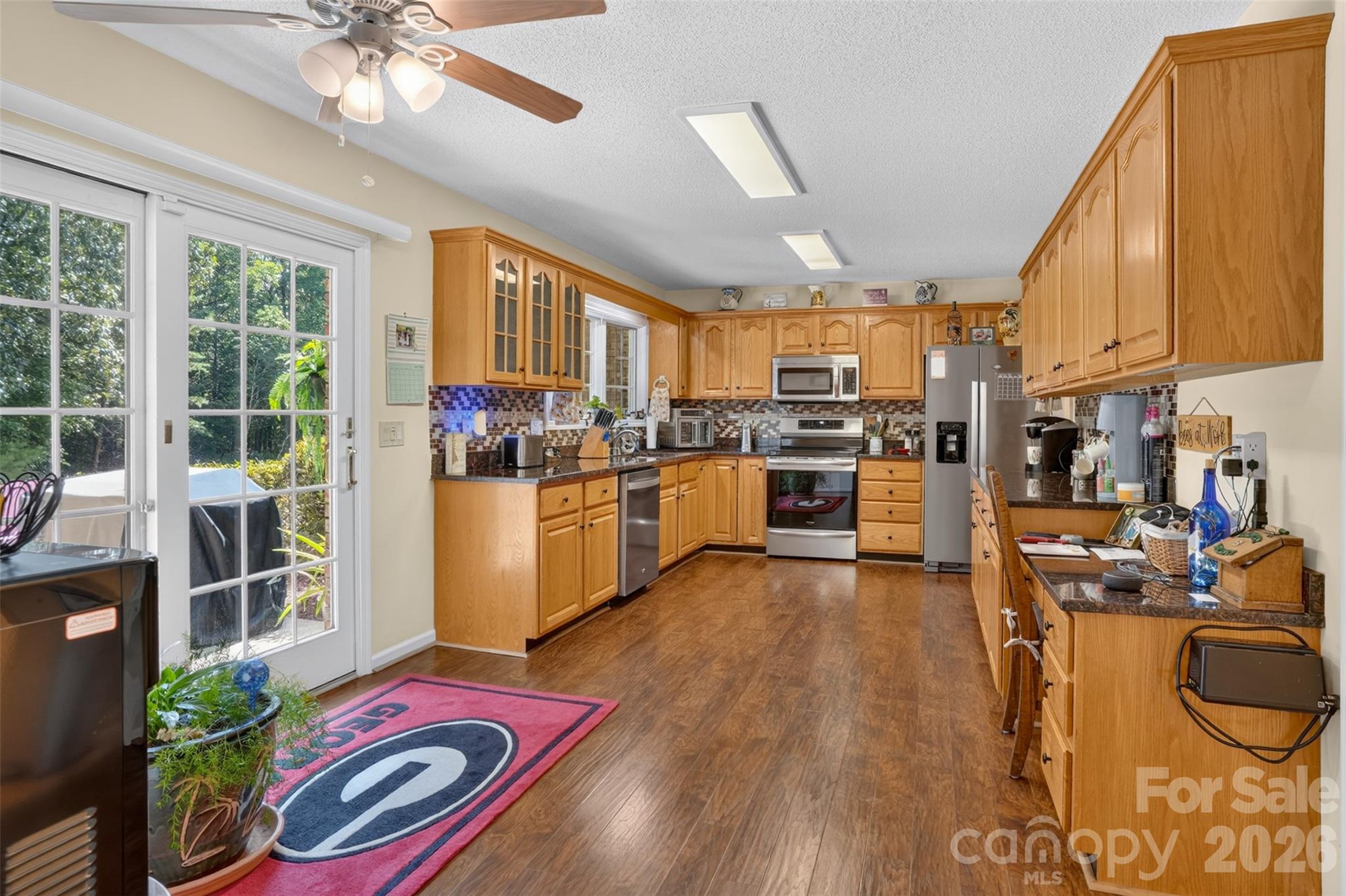 main property photo 26