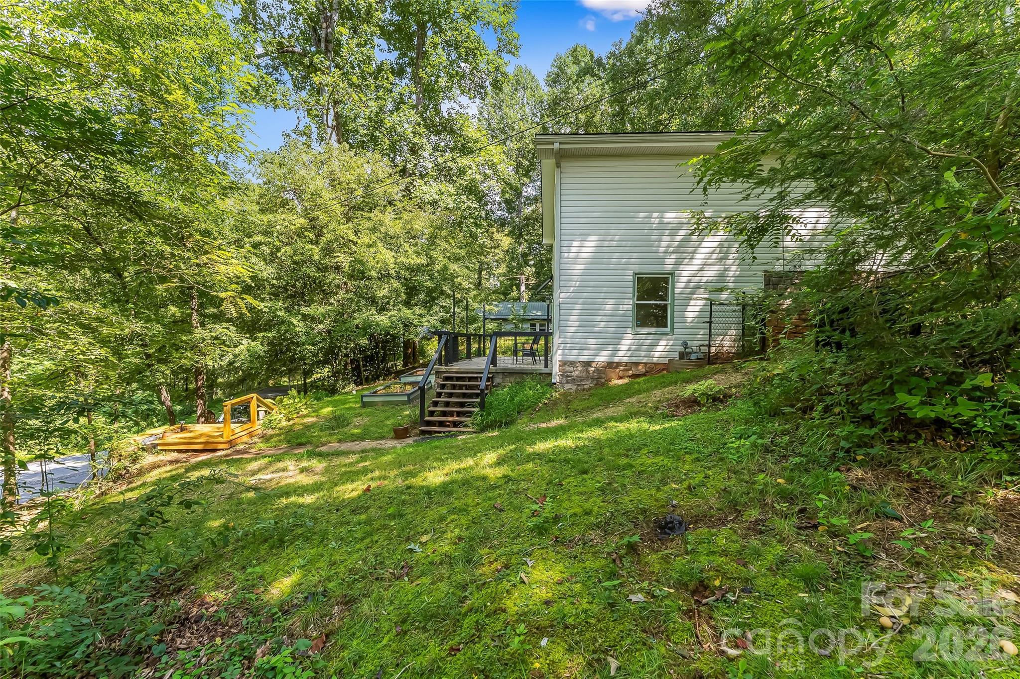 main property photo 21