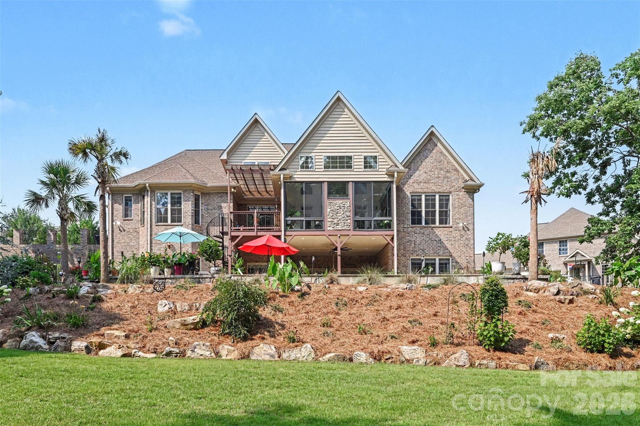 main property photo 43