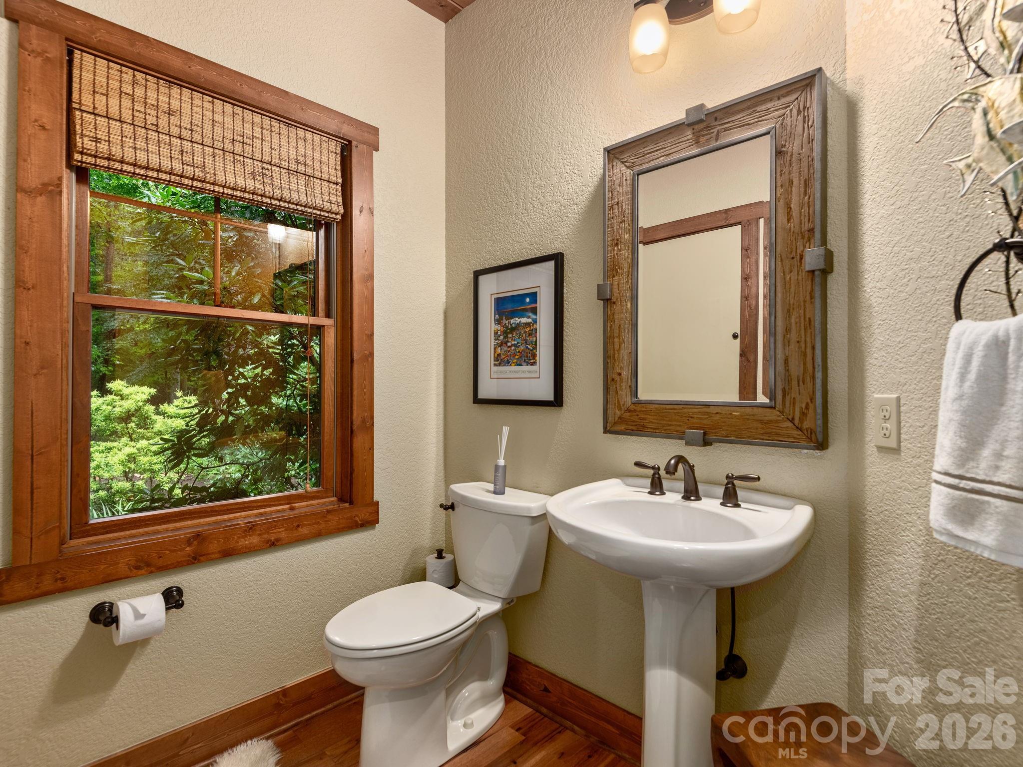 main property photo 15