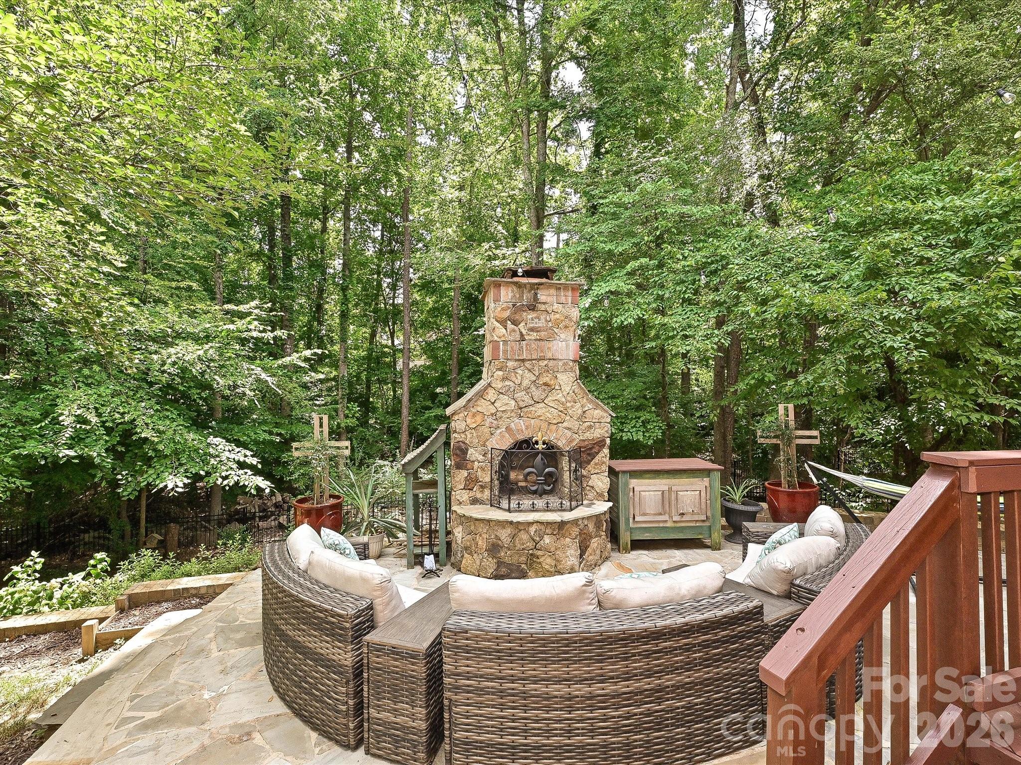 main property photo 44