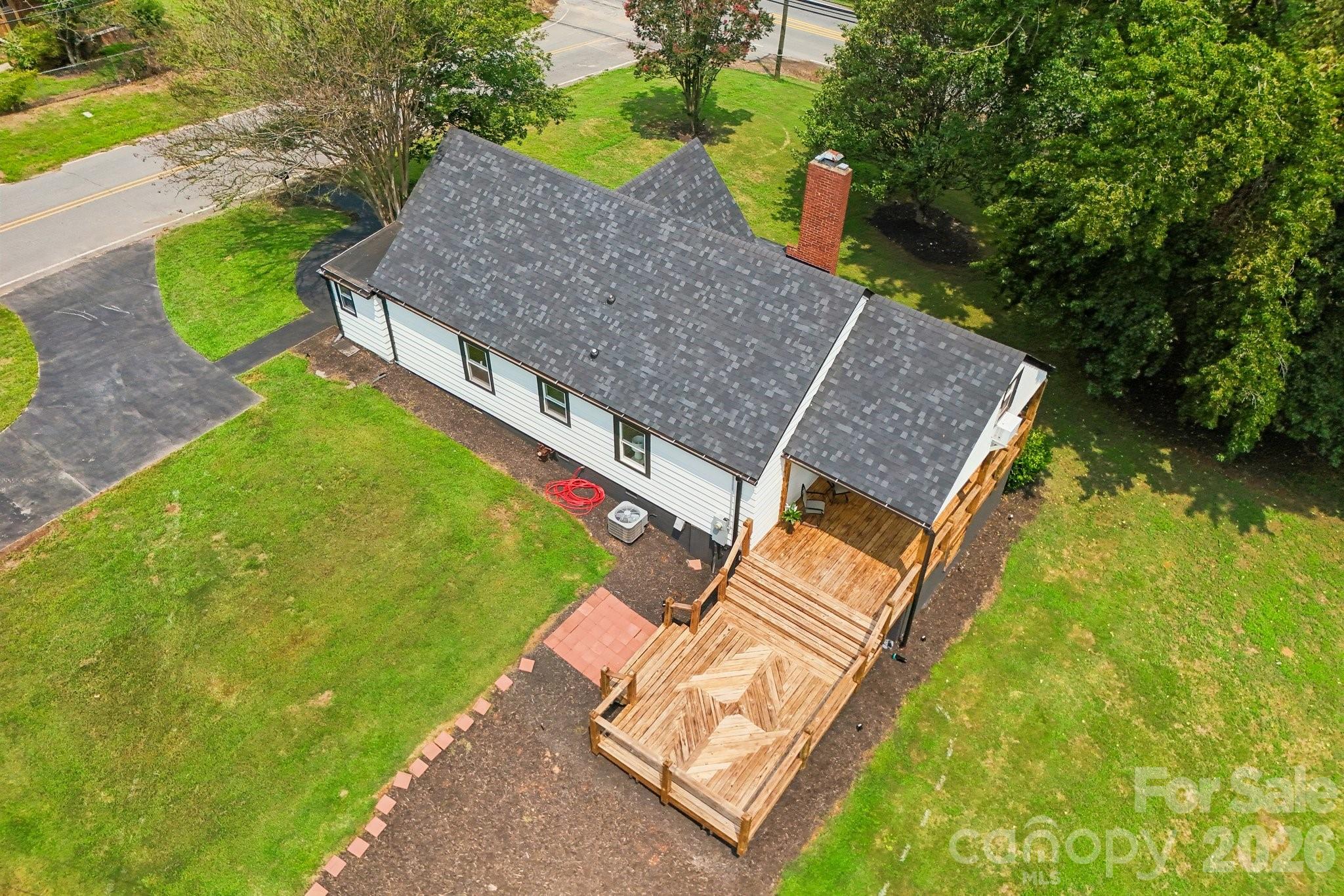 main property photo 39