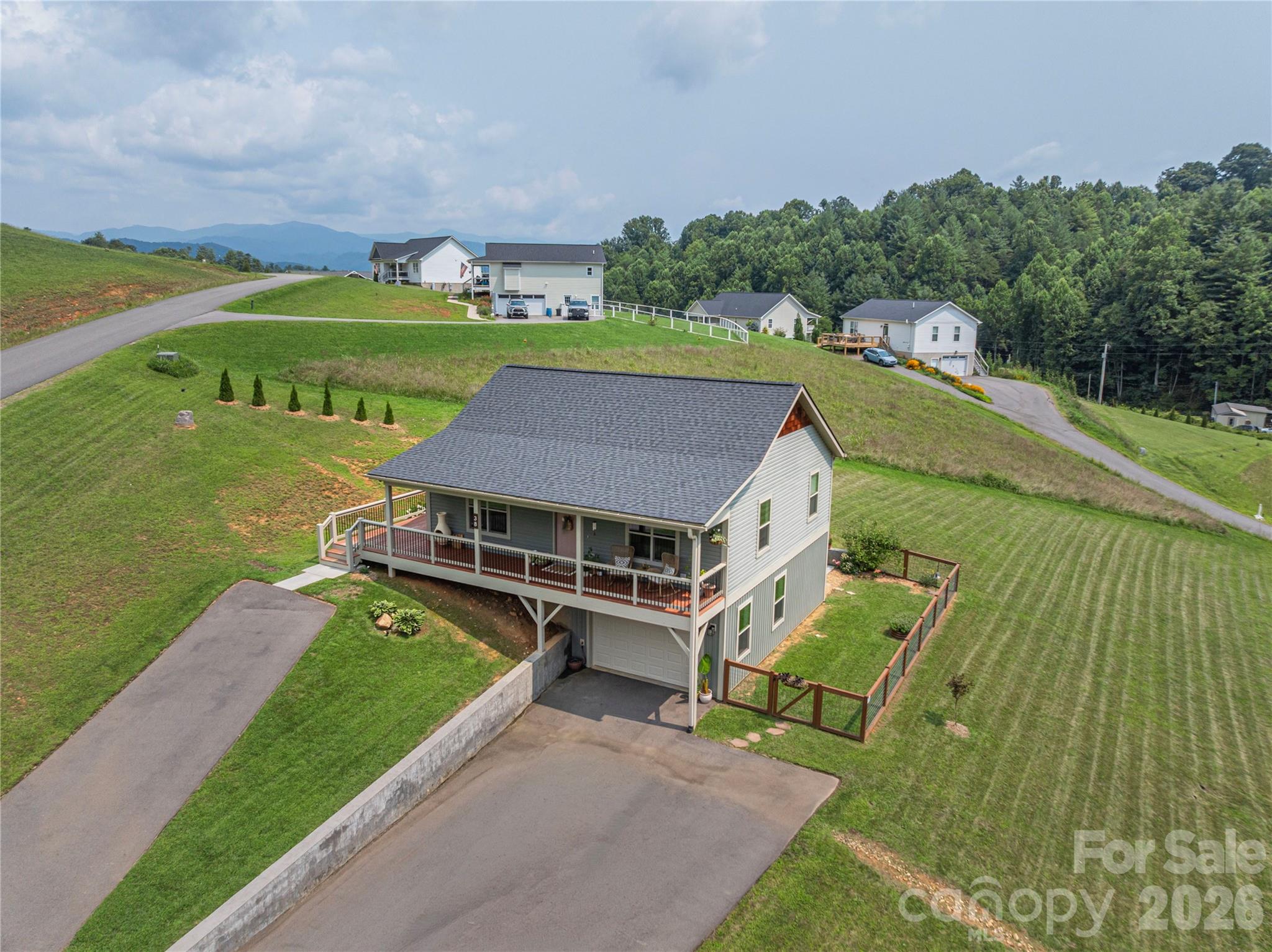main property photo 32