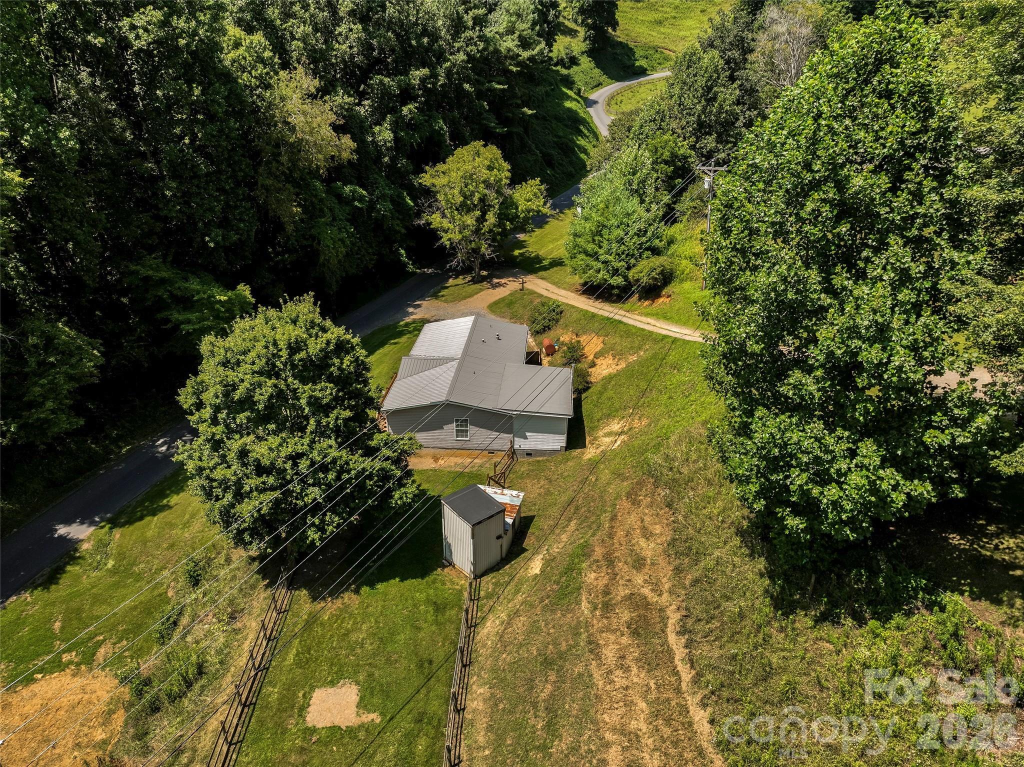 main property photo 9